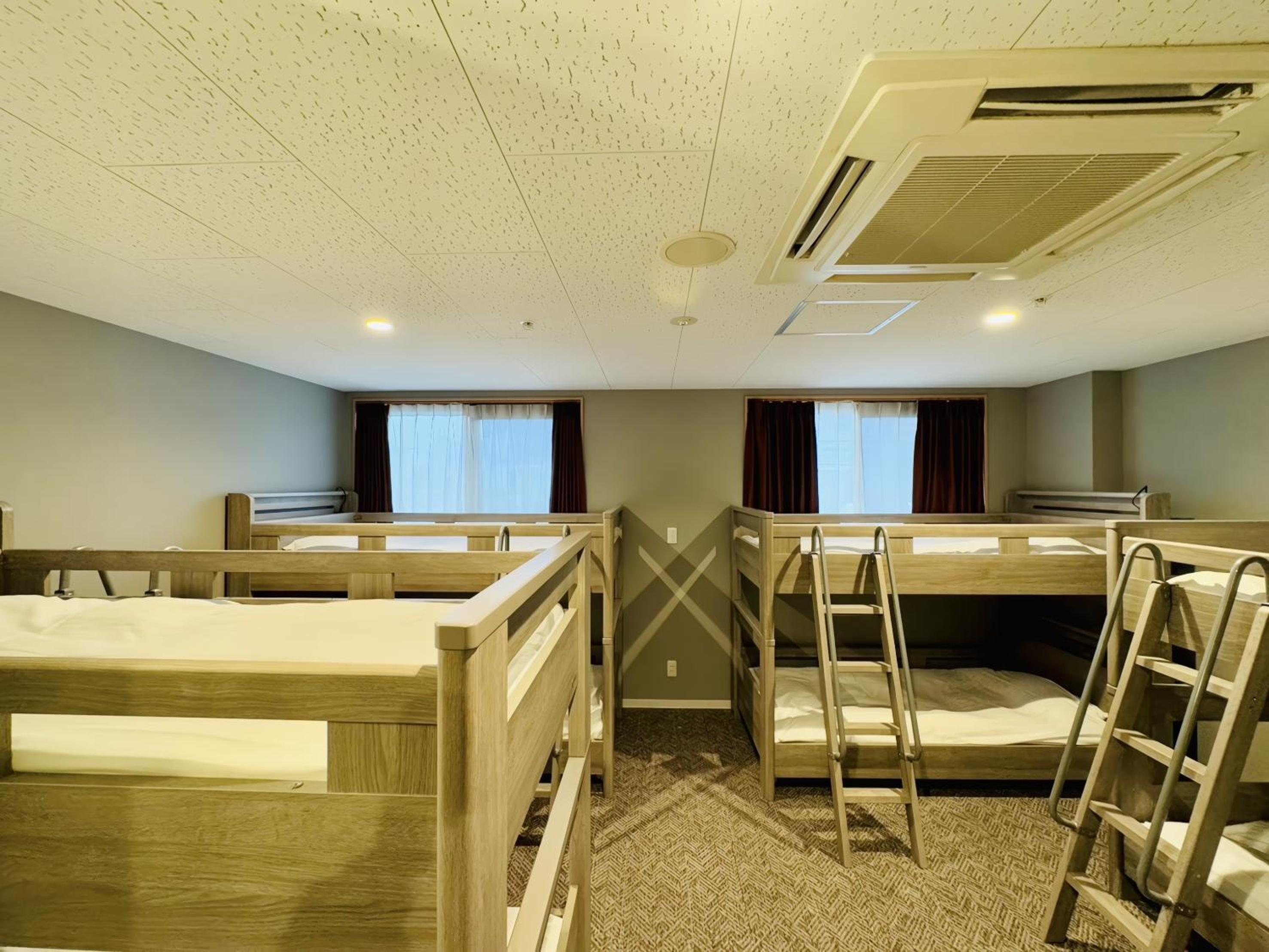 BANDE Hotel in Namba