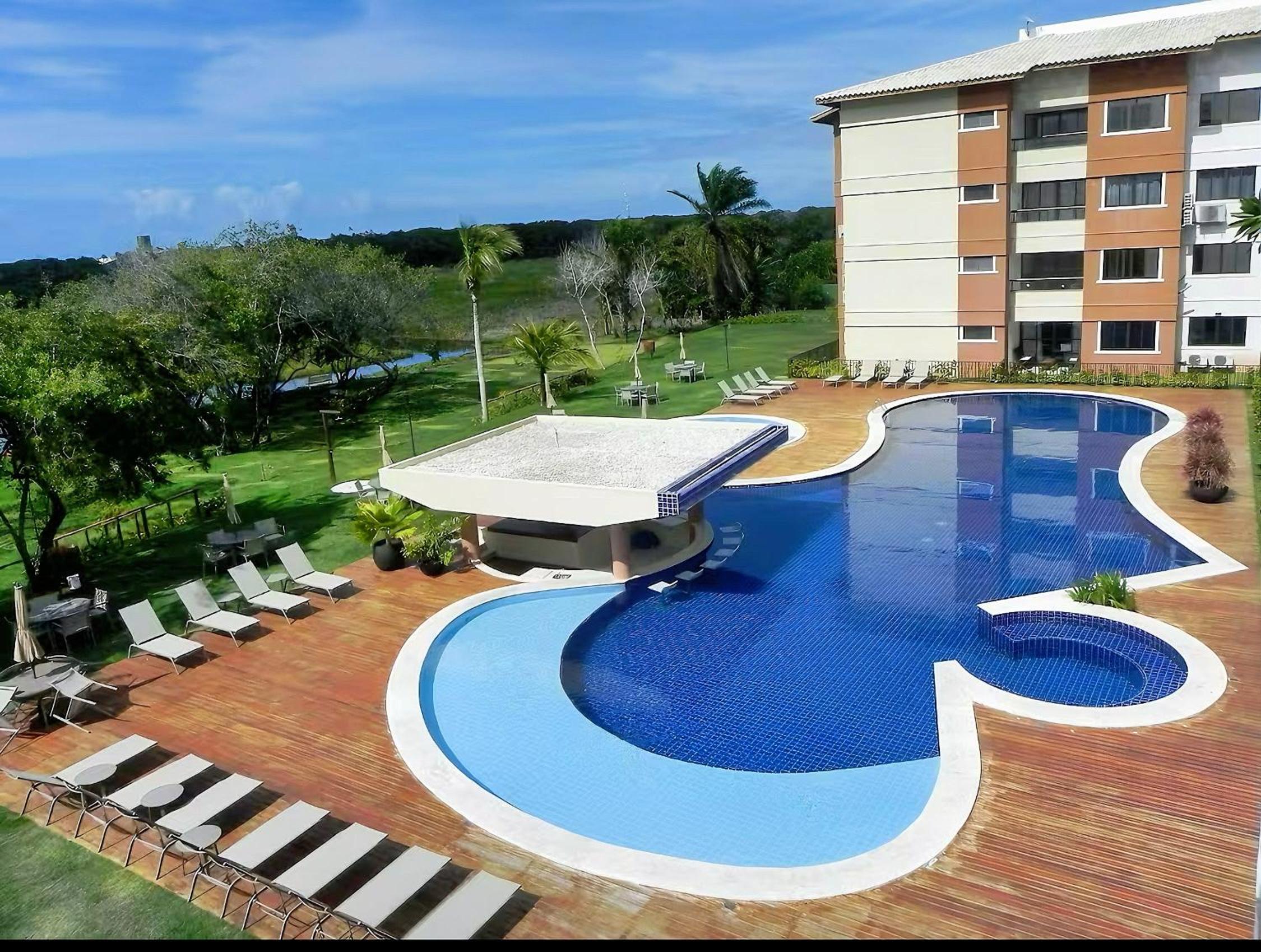 Cobertura duplex luxuosa na Praia de Guarajuba, seu Pet é bem vindo
