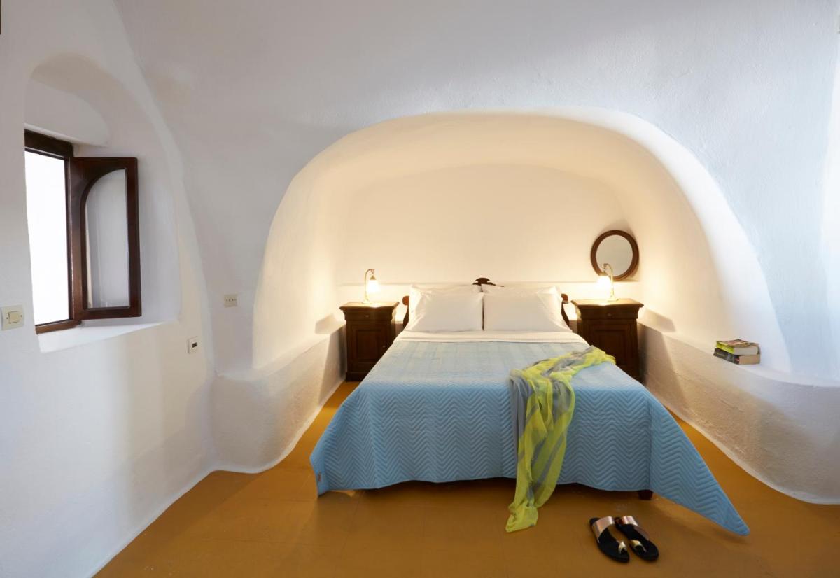 Kristy Cave House