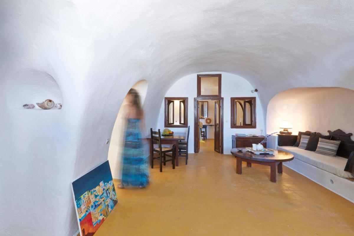 Kristy Cave House