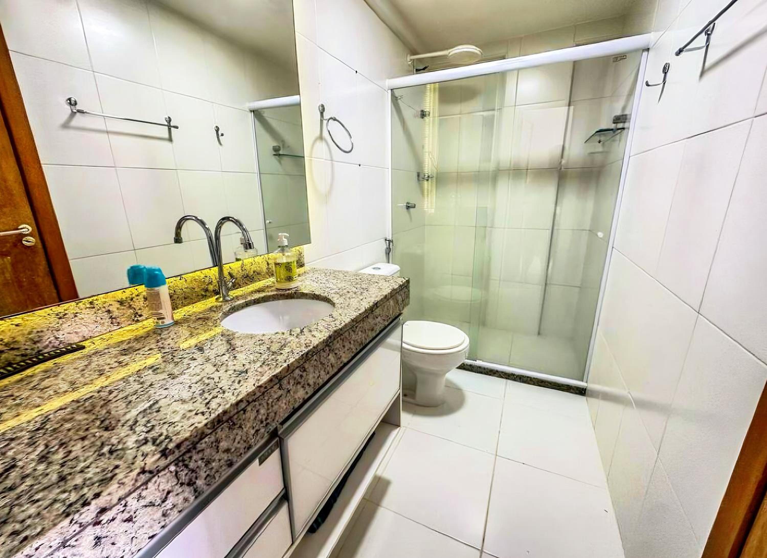 Cobertura duplex luxuosa na Praia de Guarajuba, seu Pet é bem vindo