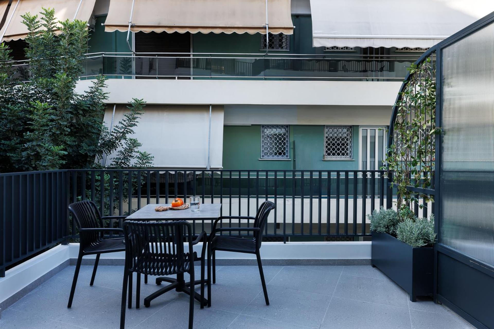 MoRe by Zoia Living