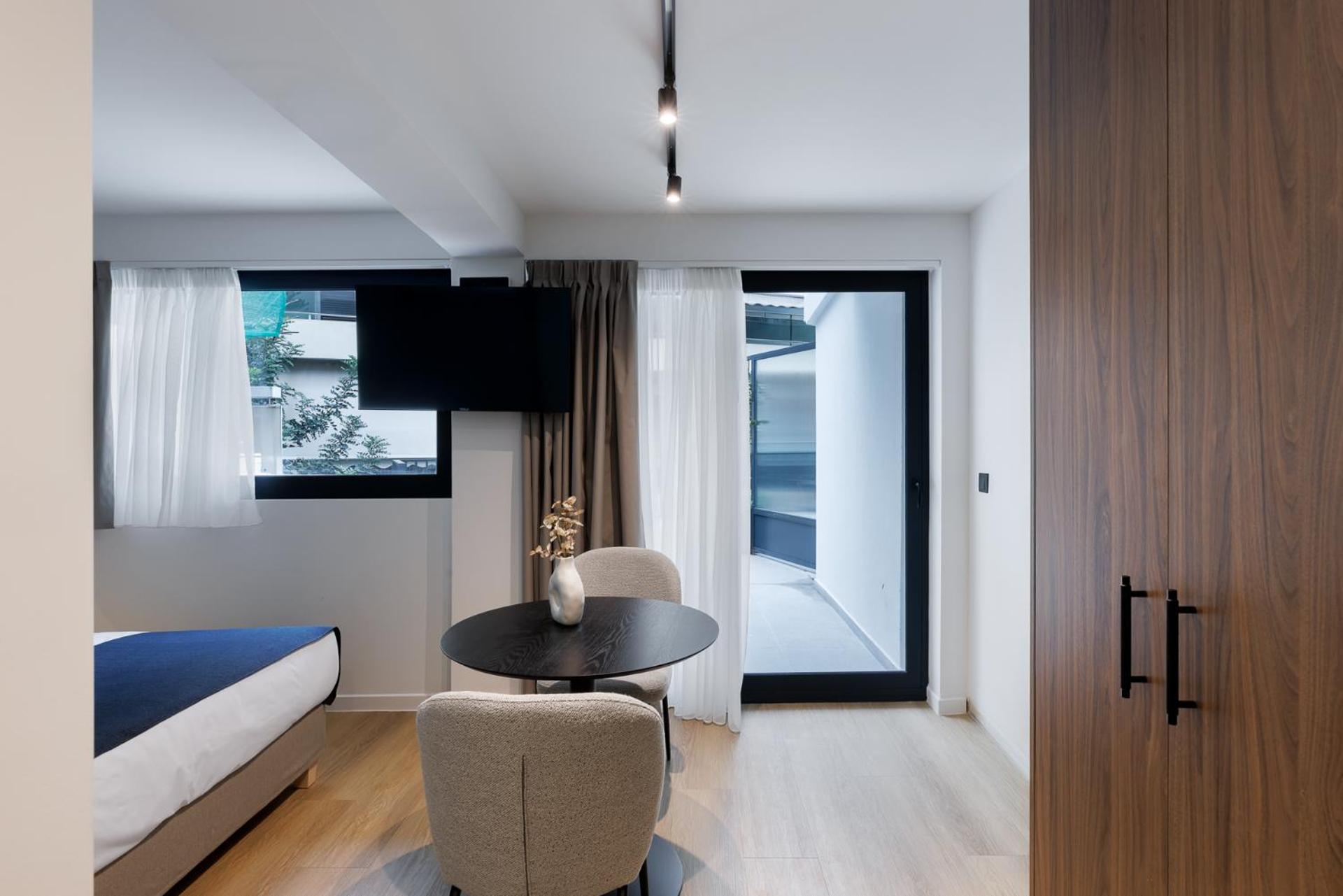 MoRe by Zoia Living