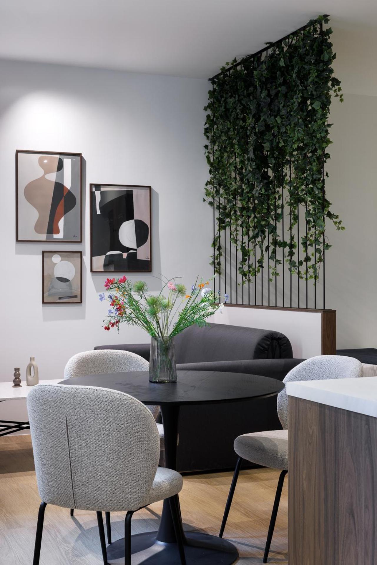 MoRe by Zoia Living