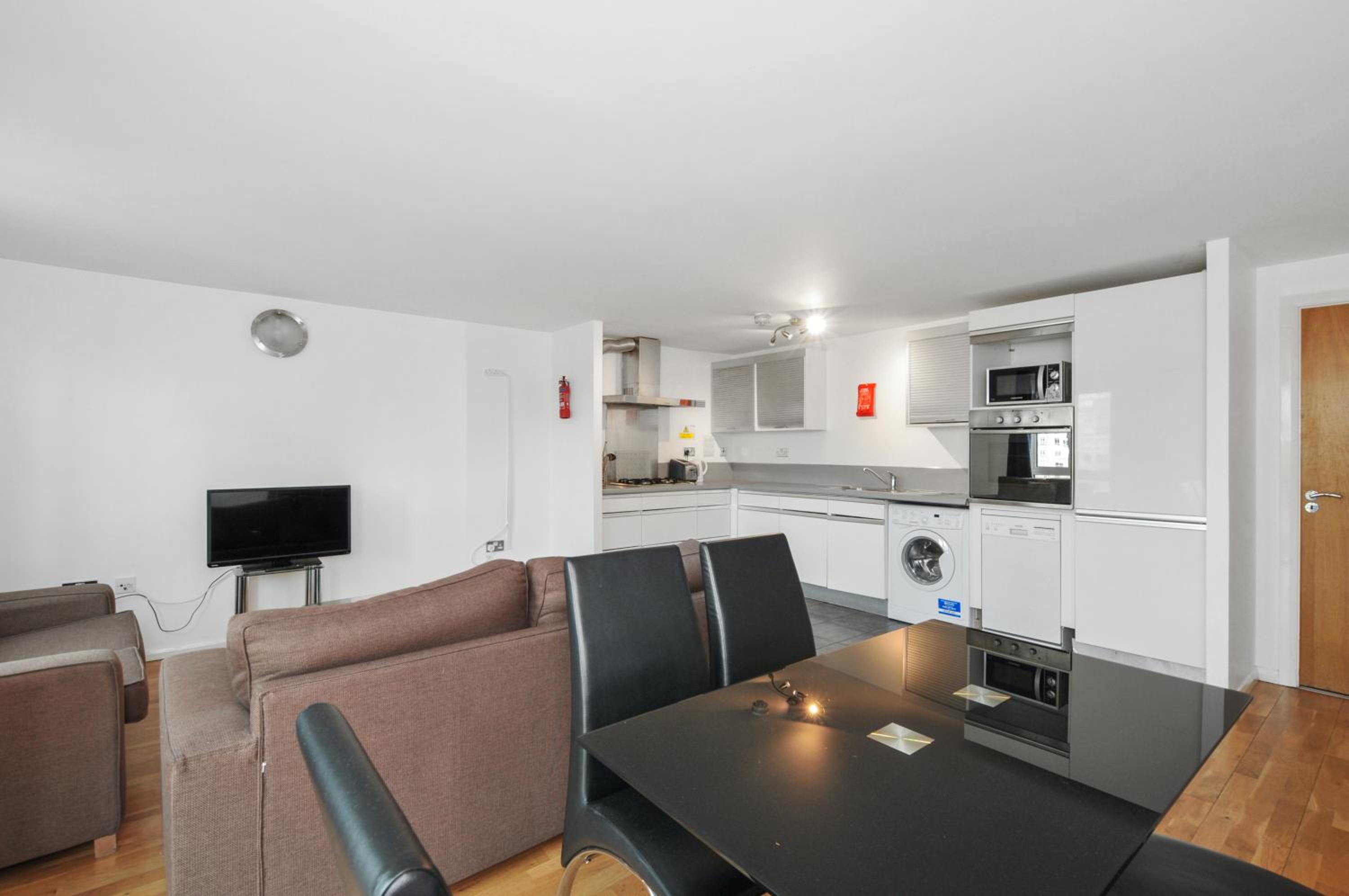 Access Apartments City