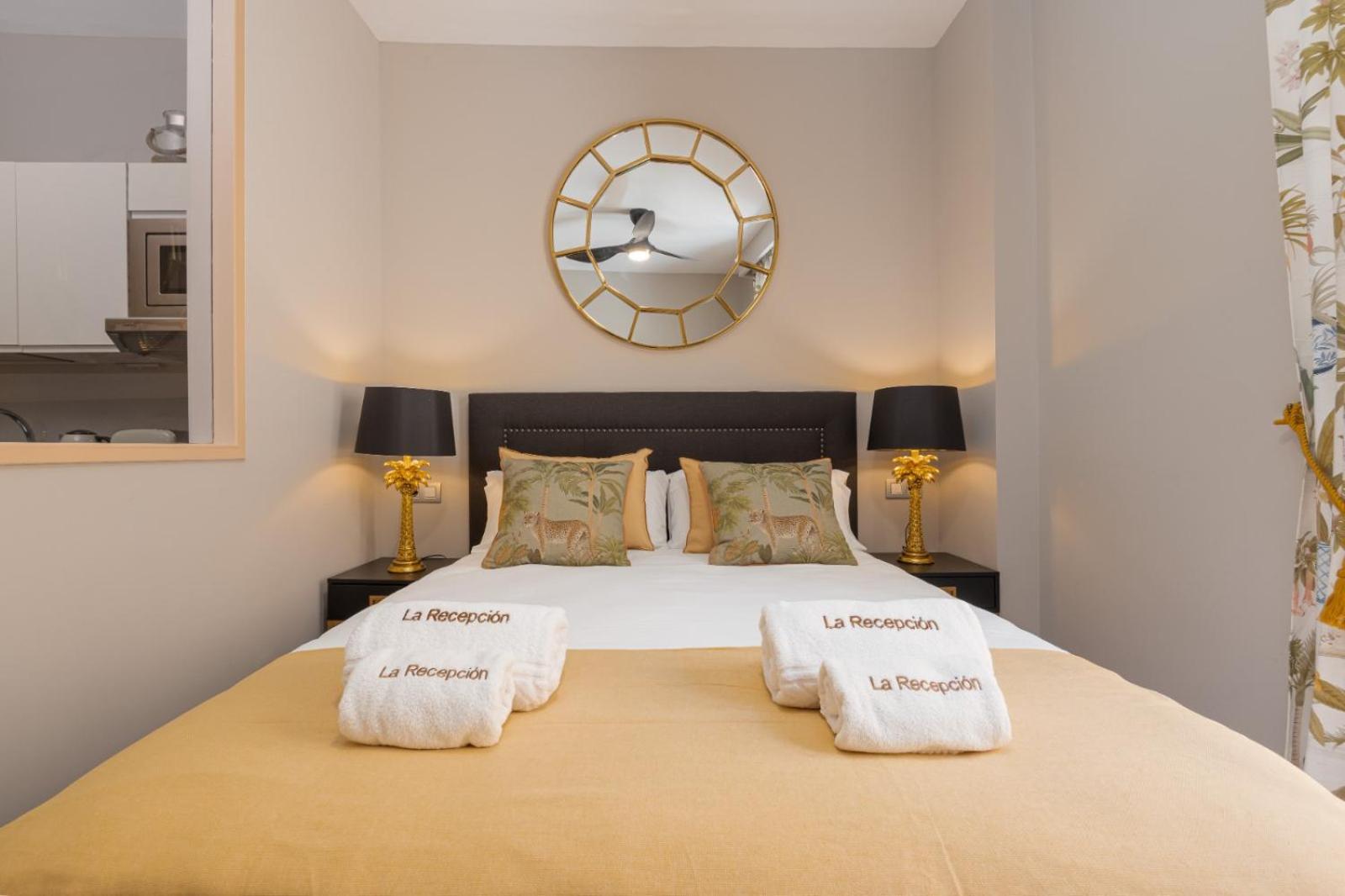 Cathedral Suites - Plaza del Obispo