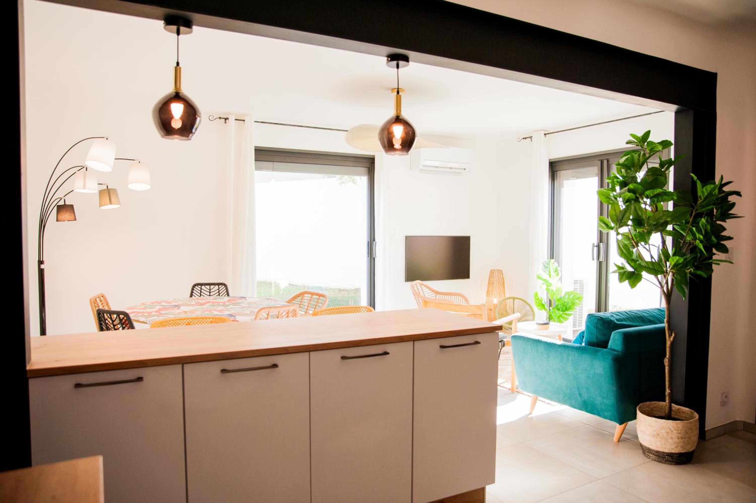 Maison Nomade piscine privée, parking et clim