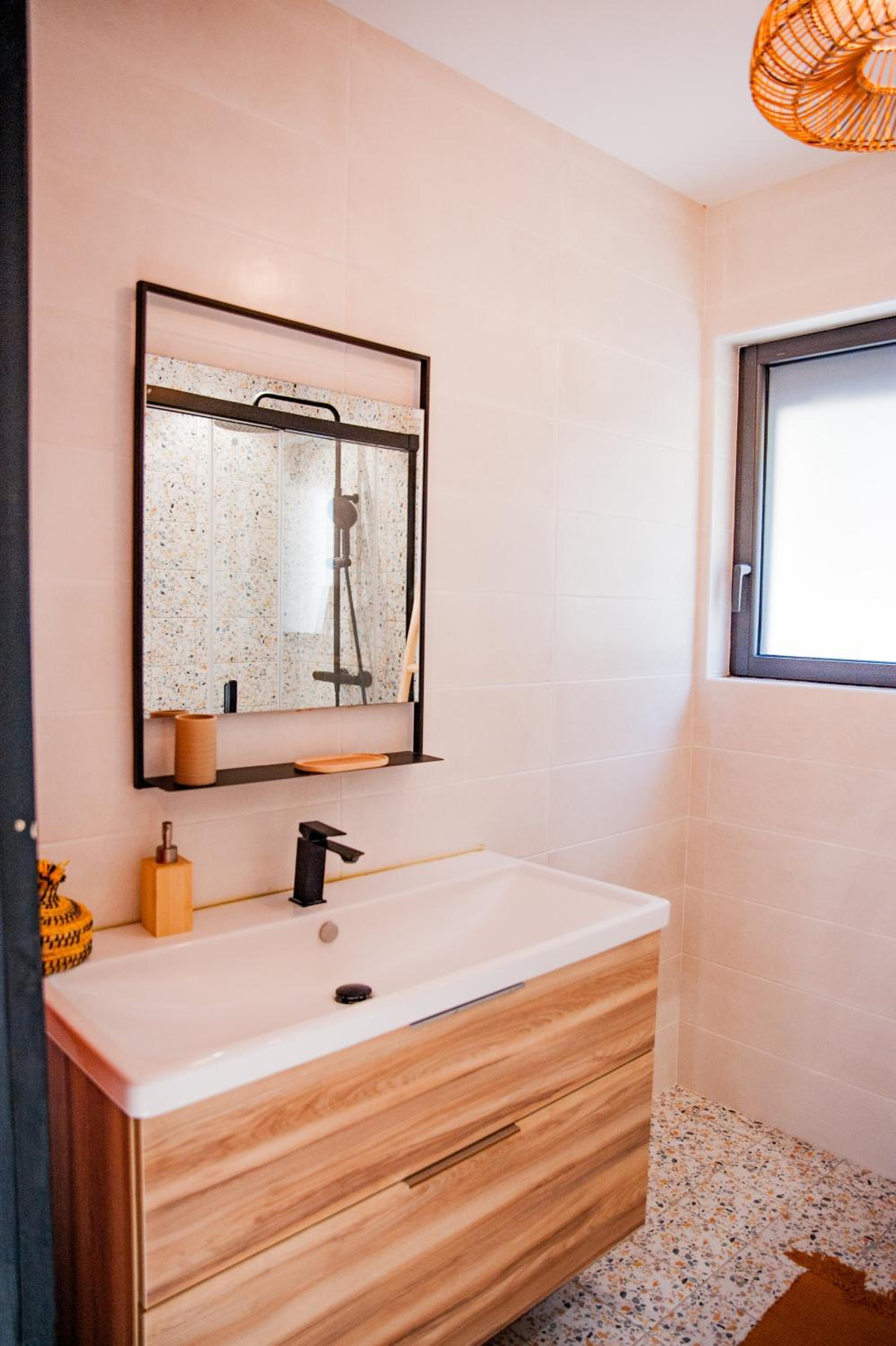 Maison Nomade piscine privée, parking et clim