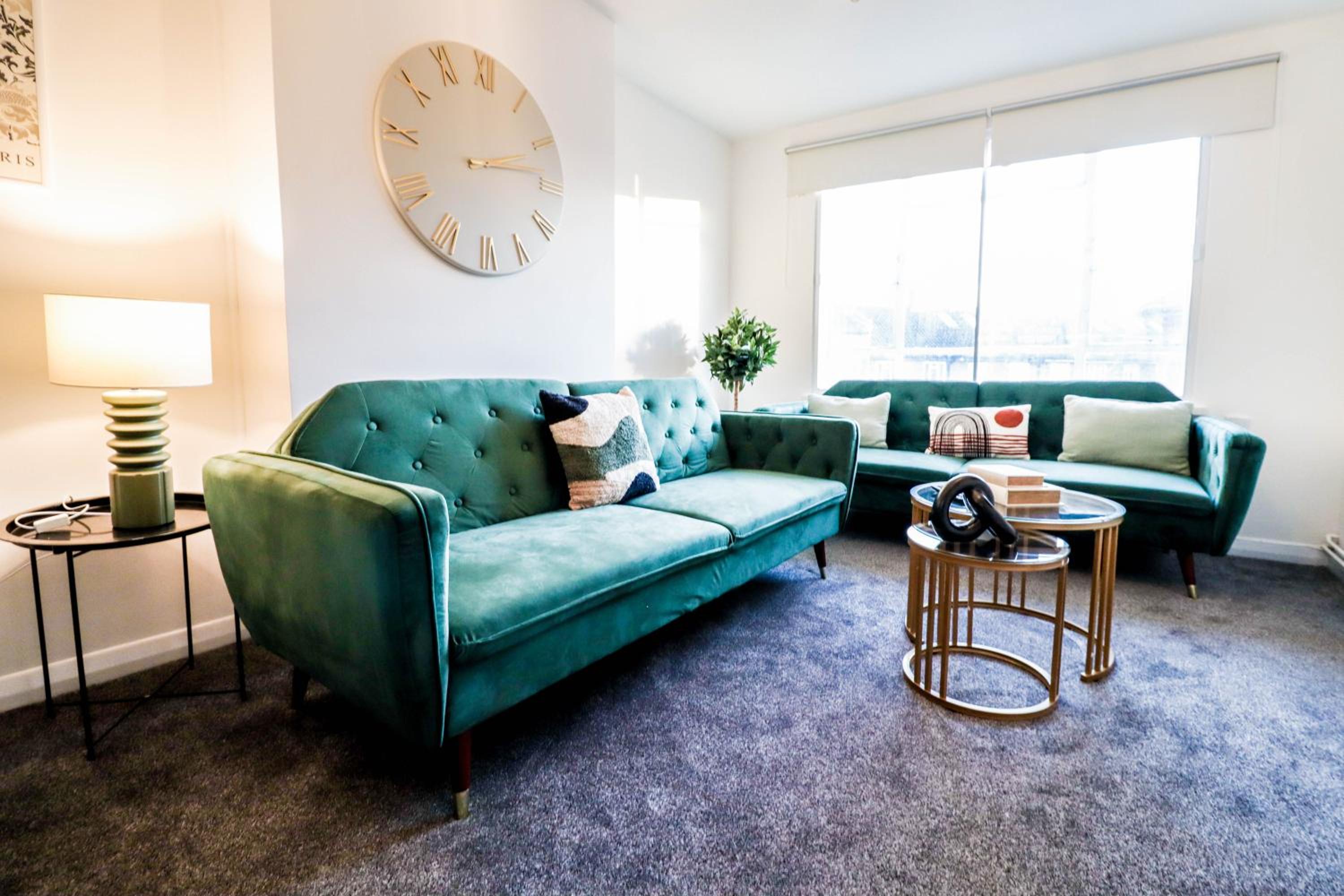 Trendy 3-Bedroom Flat In Clapham! London Living!