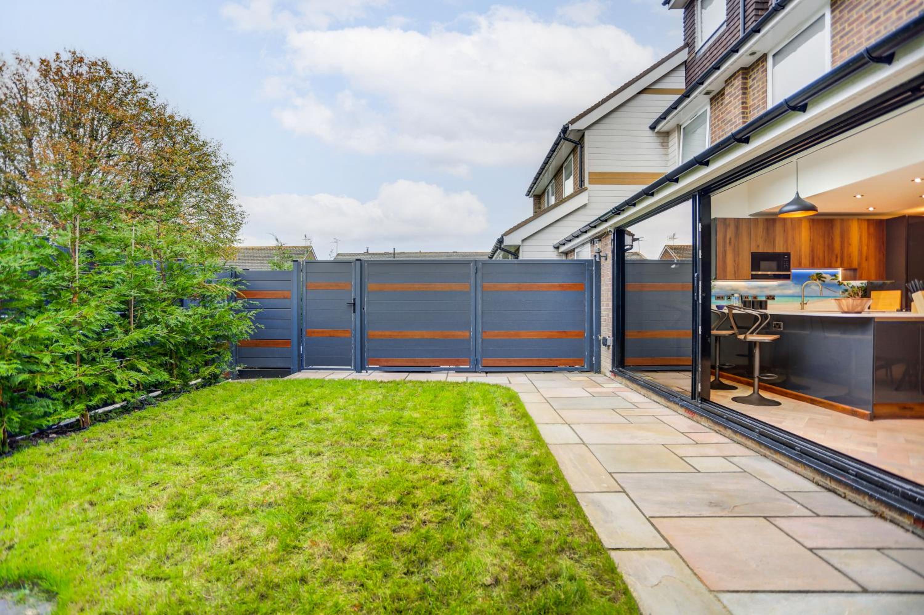 Lovely South Downs Town House