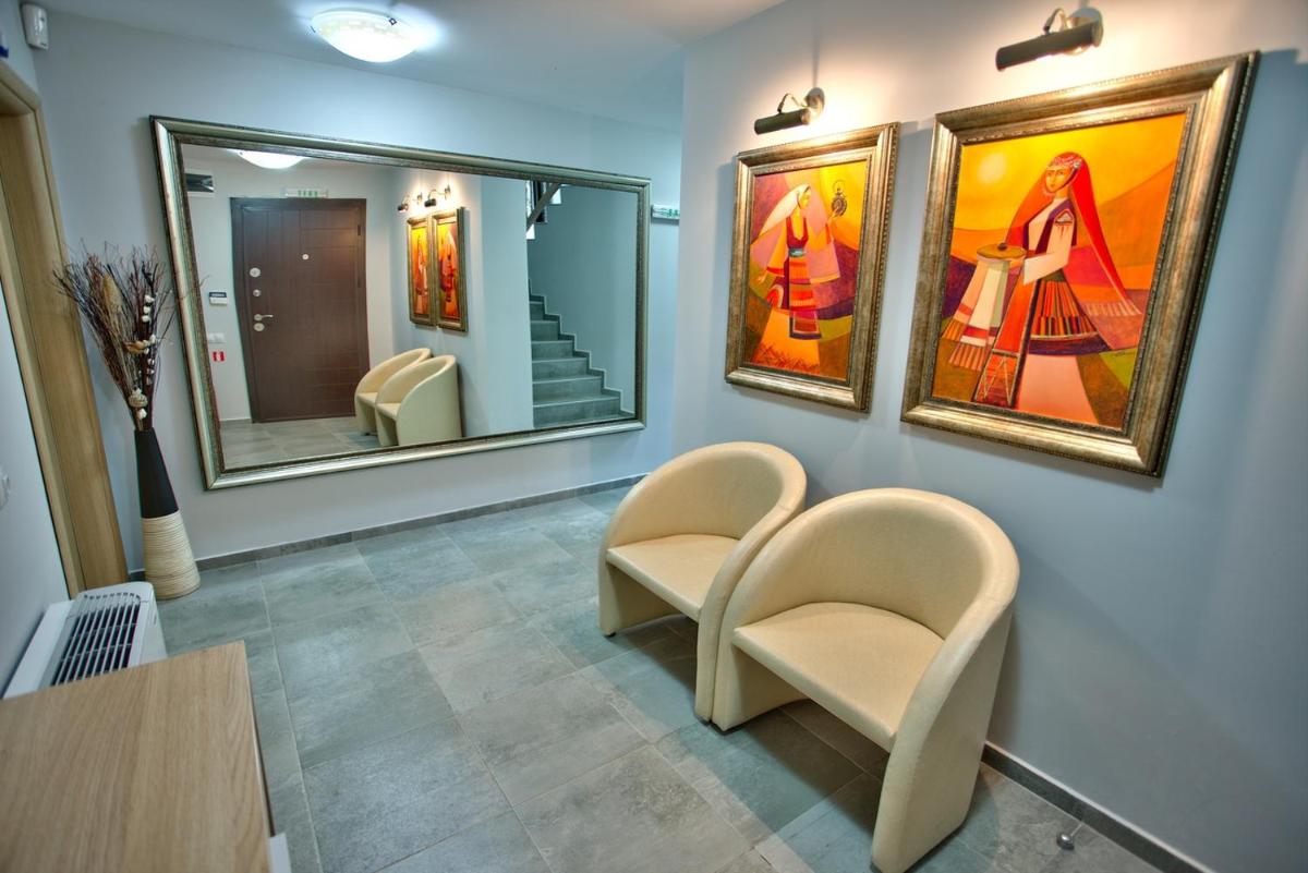 Photo 52