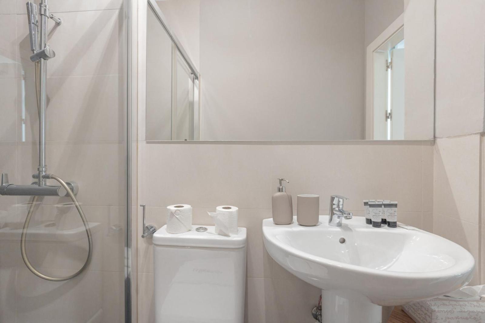Cathedral Suites II -Plaza del Obispo