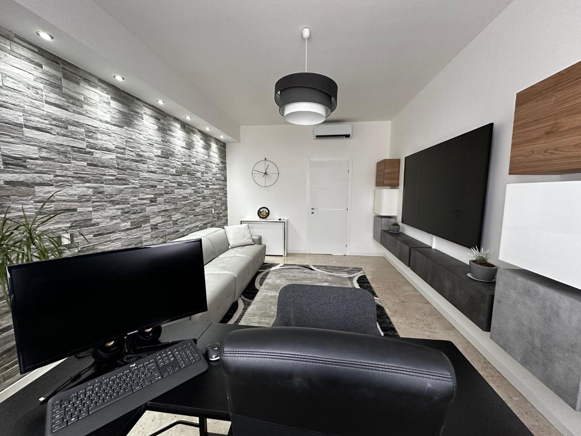 Amazing Varese Central Apartment
