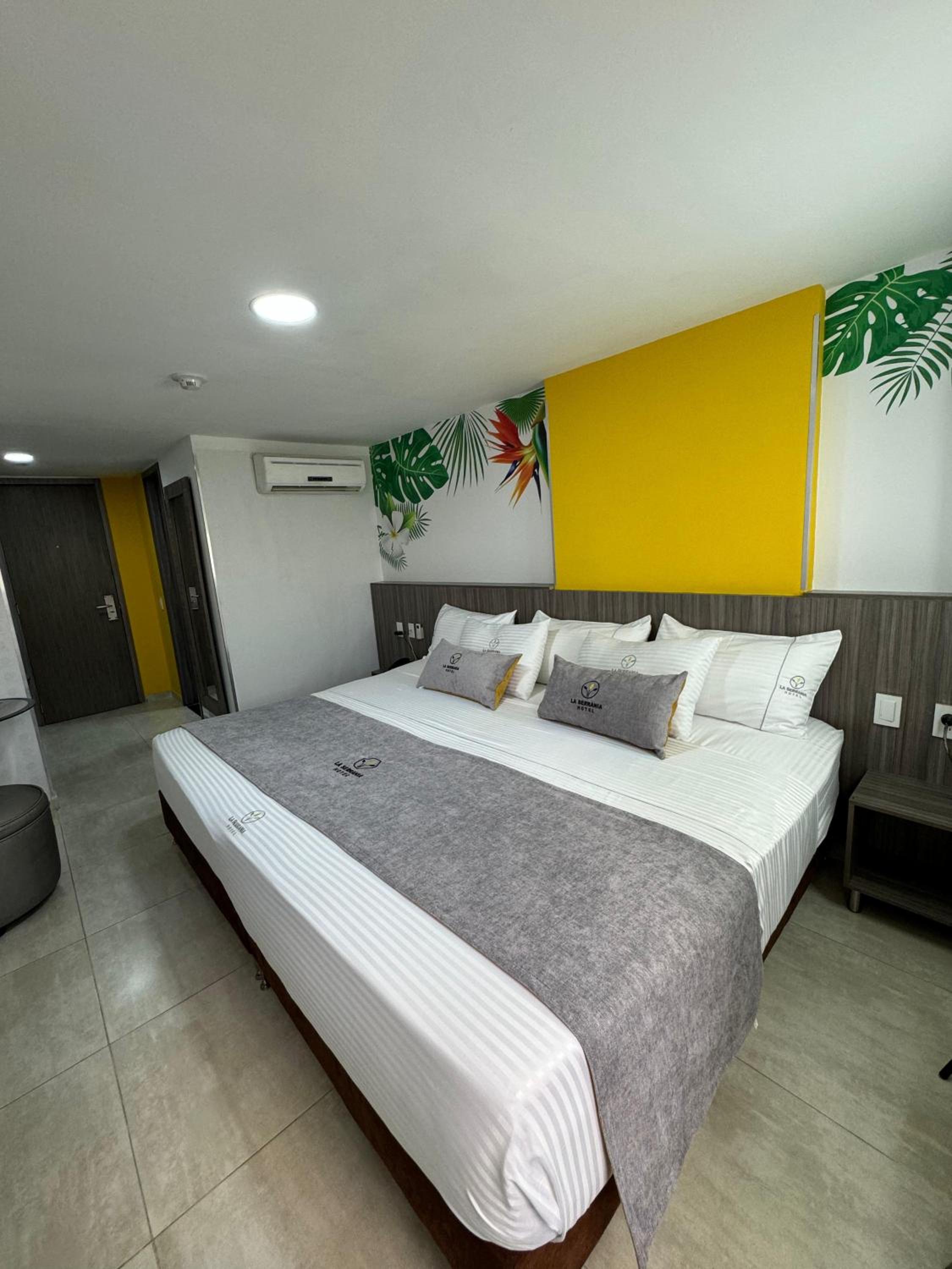 Hotel La Serrania Bucaramanga, photo 2