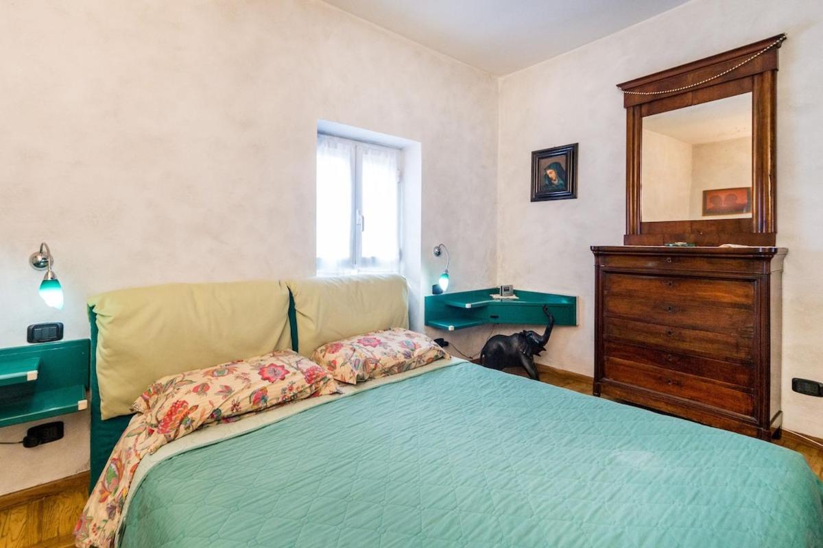 5 Terre Shuttle Villa Maremonti with Pool 8guests