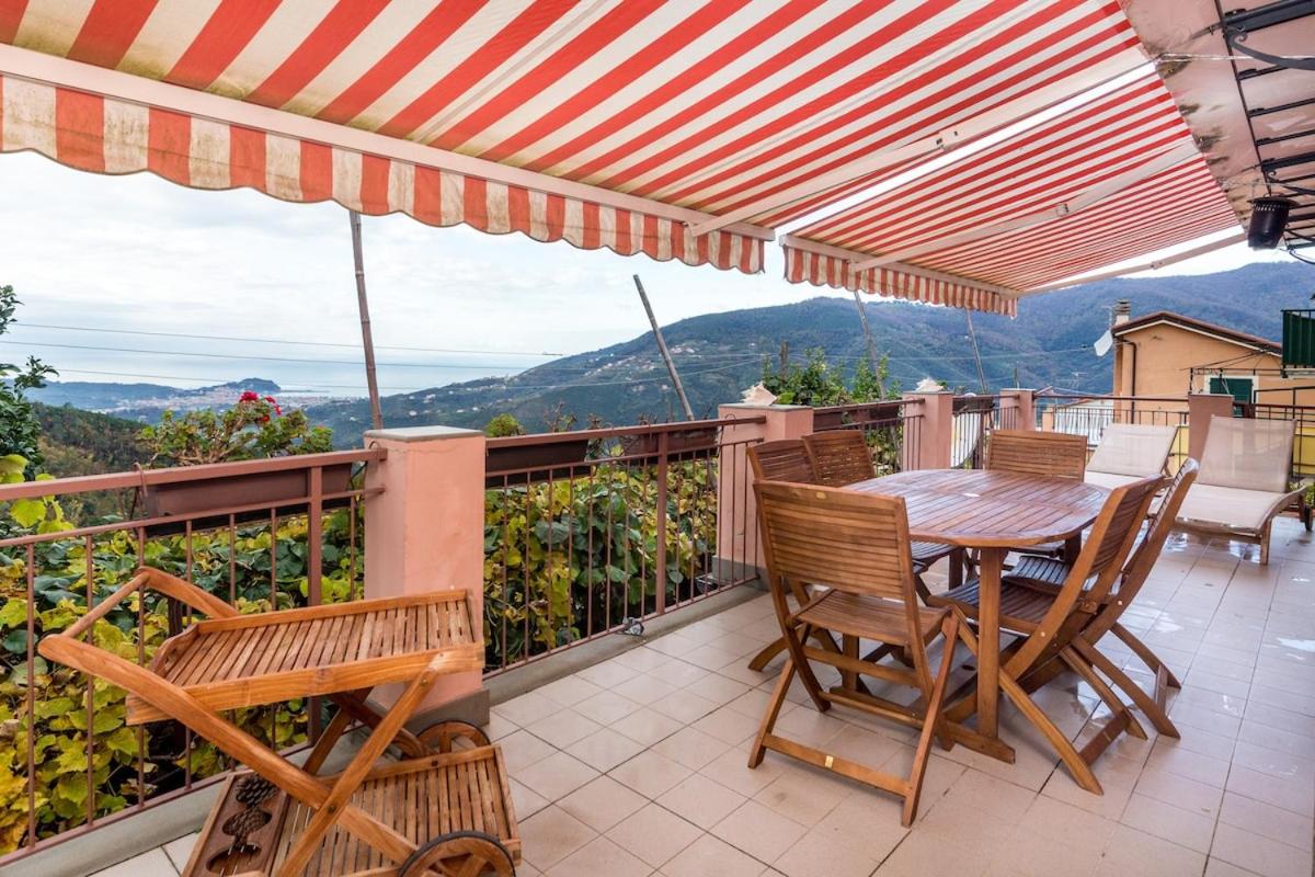 5 Terre Shuttle Villa Maremonti with Pool 8guests
