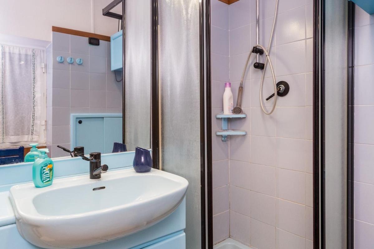 5 Terre Shuttle Villa Maremonti with Pool 8guests