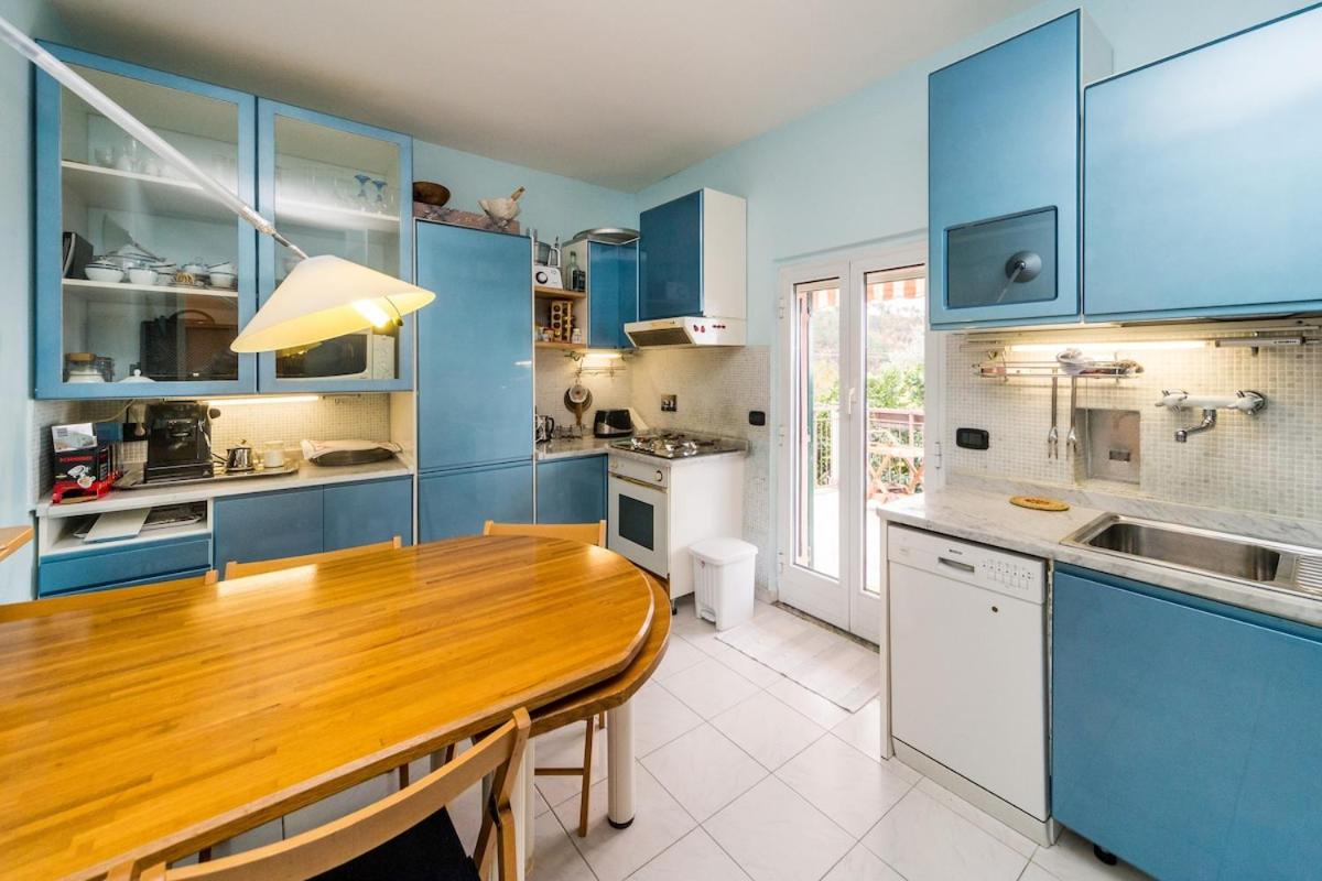 5 Terre Shuttle Villa Maremonti with Pool 8guests