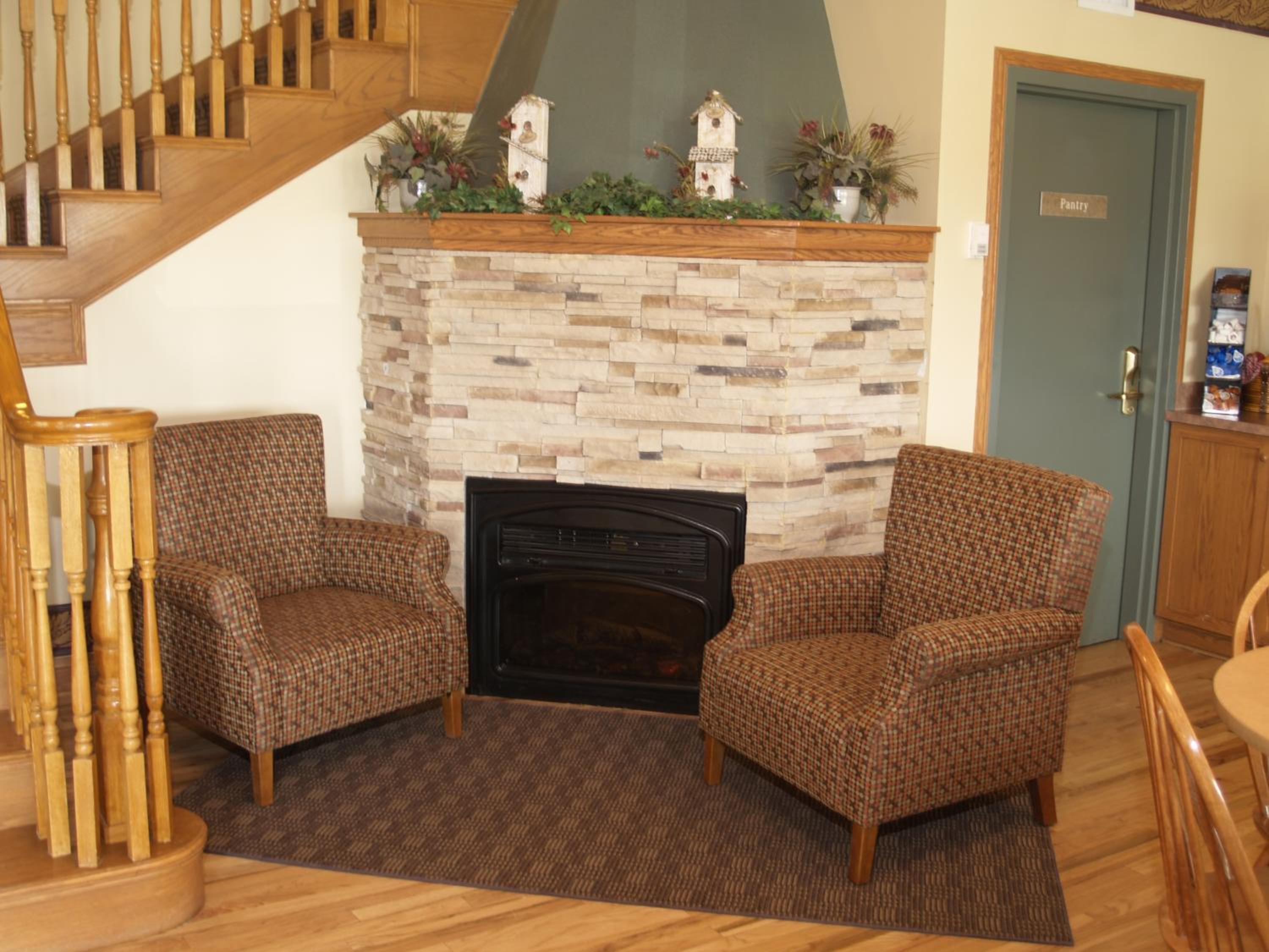Brandon Vacations - Lakeview Inns  Suites - Brandon - Property Image 4