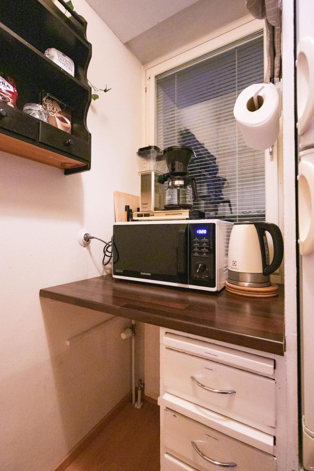 Peaceful Stay - Near Kaari Mall, 5 Min To Train