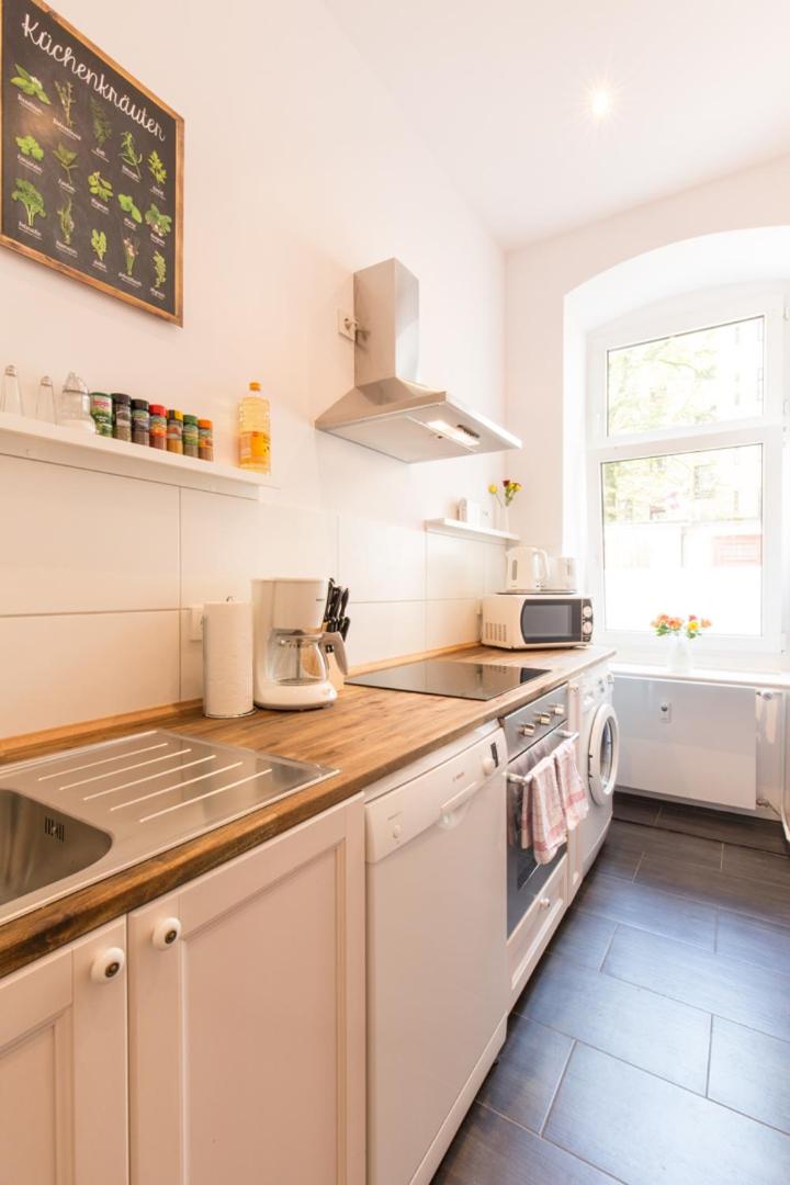 FRITZ by ROCKCHAIR Apartments l SUPERHOST Status l 3 Bedrooms Boxspringbeds 2 Bathrooms 2 Kitchen - Cozy Family & Business Flair welcomes you!