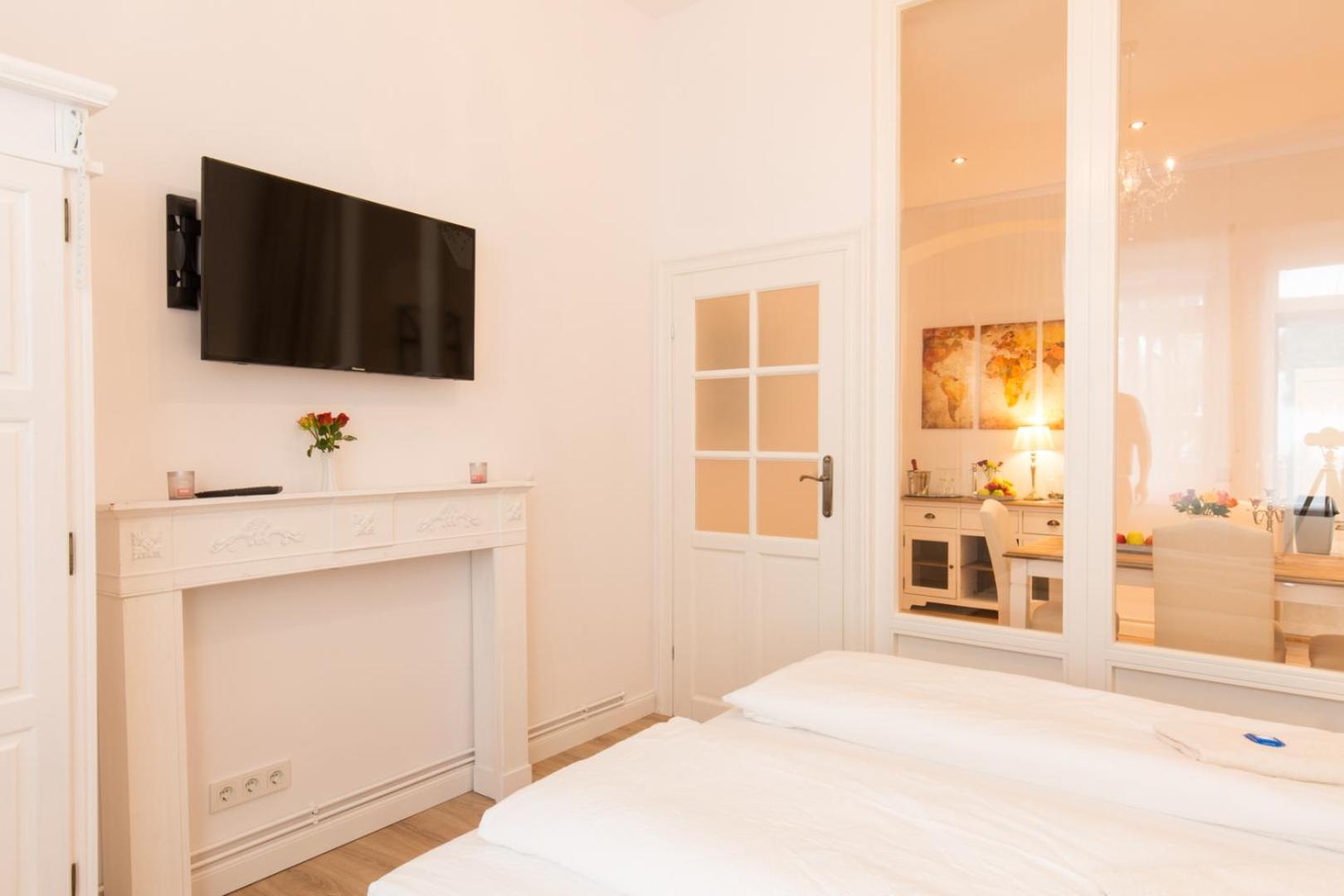 FRITZ by ROCKCHAIR Apartments l SUPERHOST Status l 3 Bedrooms Boxspringbeds 2 Bathrooms 2 Kitchen - Cozy Family & Business Flair welcomes you!