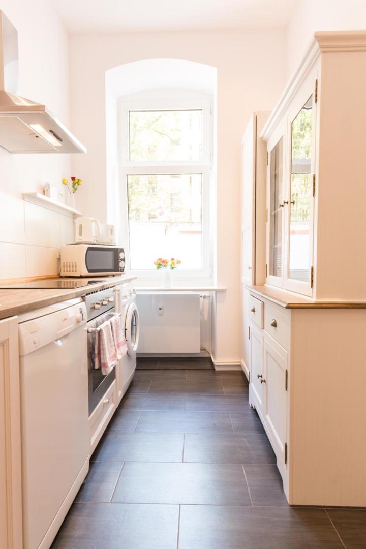 FRITZ by ROCKCHAIR Apartments l SUPERHOST Status l 3 Bedrooms Boxspringbeds 2 Bathrooms 2 Kitchen - Cozy Family & Business Flair welcomes you!