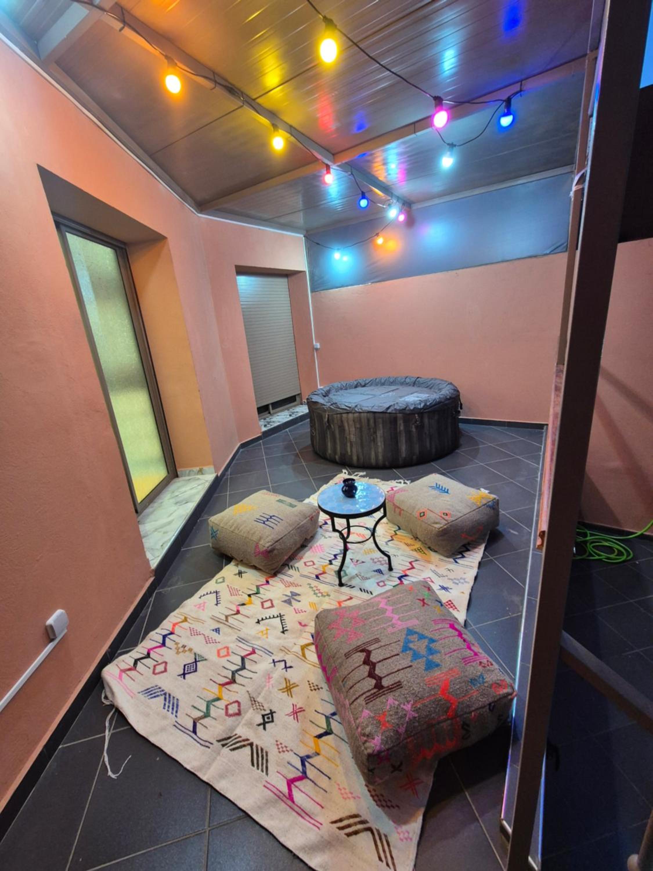 El Méhénni Guéliz JACUZZI 6 Personnes Terrasse Privative