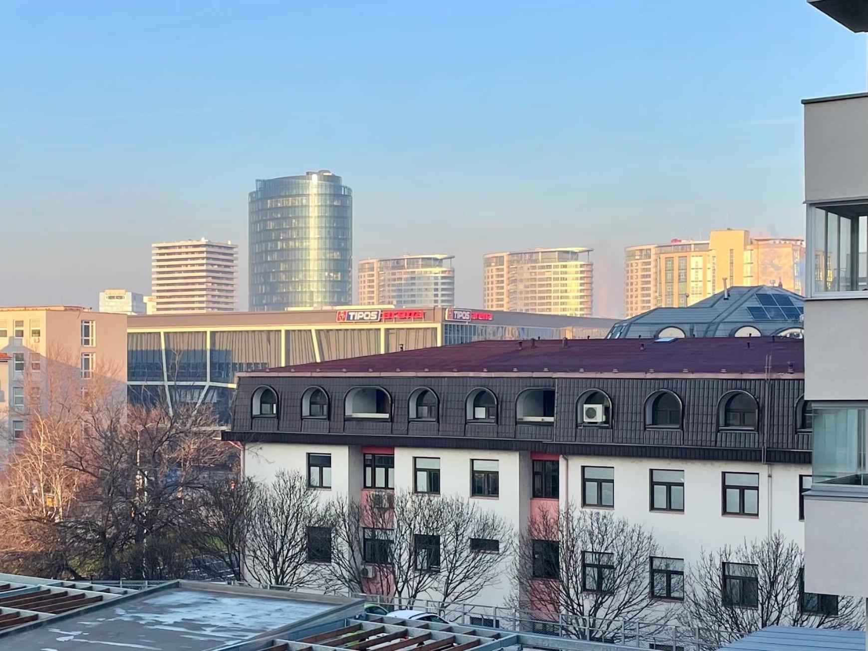 Central HUB