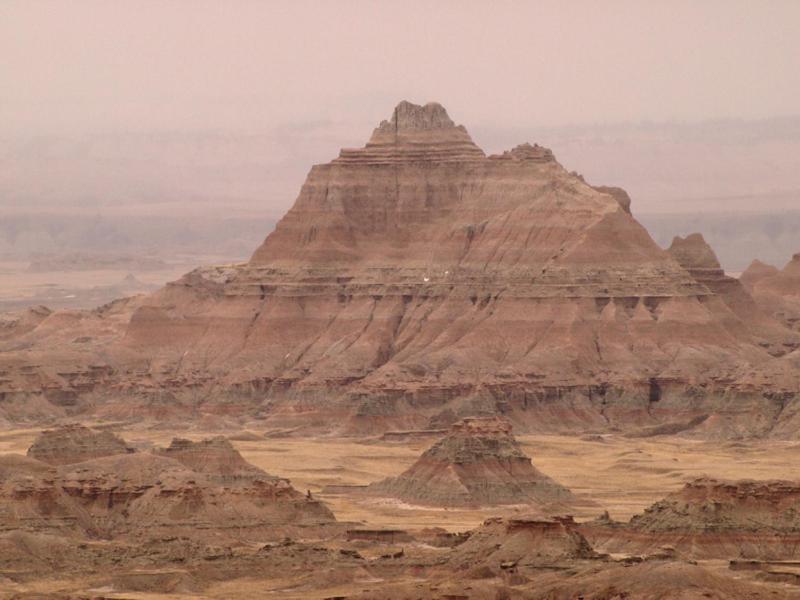 Badlands Hotel & Campground
