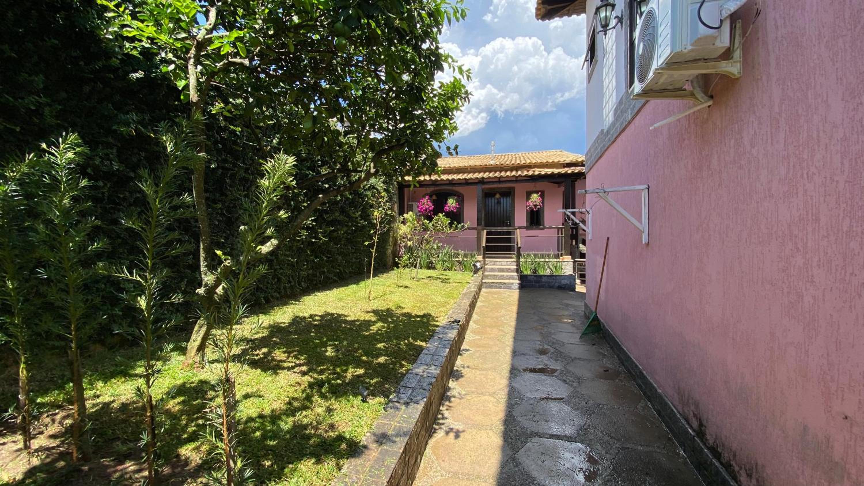Casa Rosa no Coração de Itaúna - Saquarema