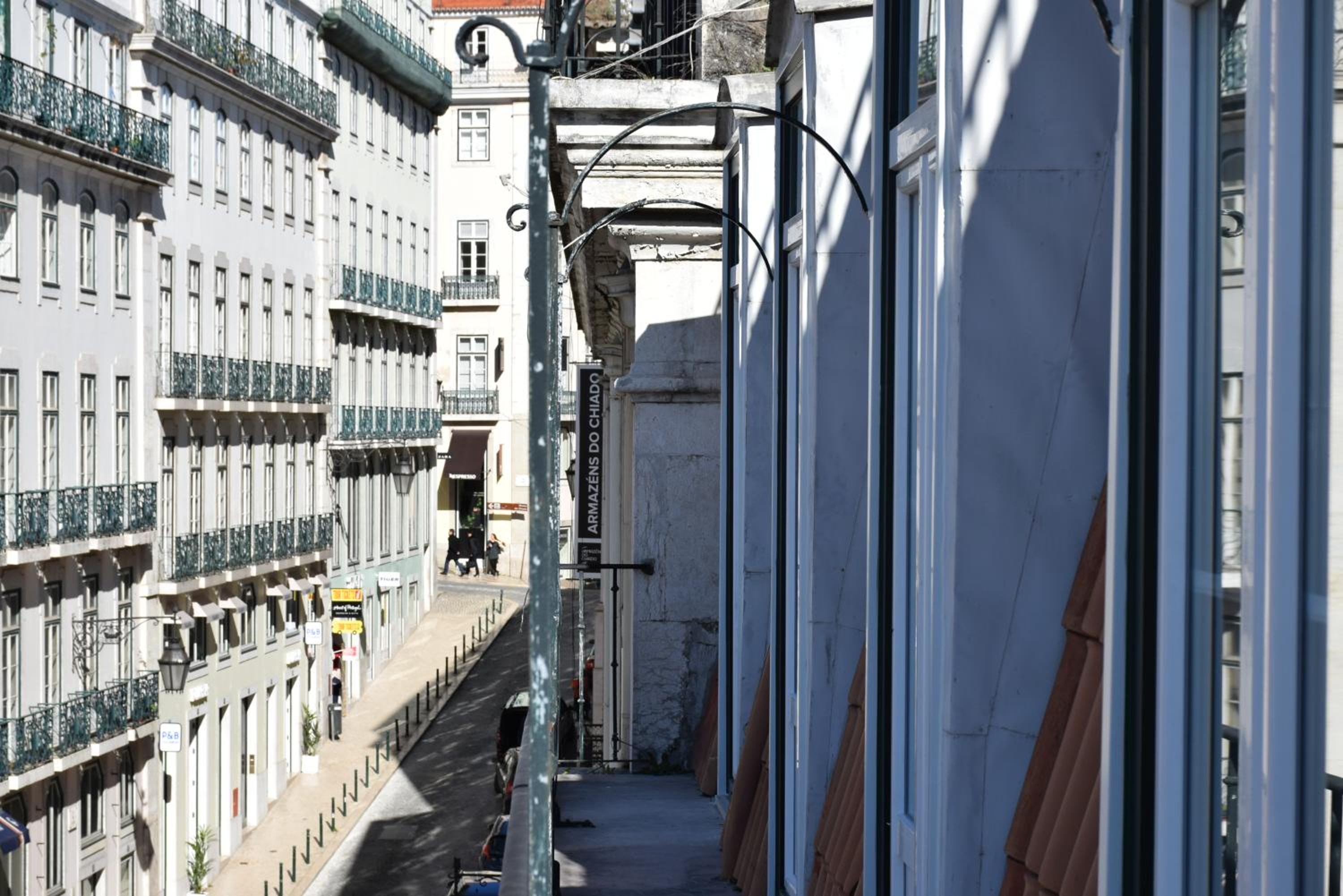 Dream Chiado Apartments