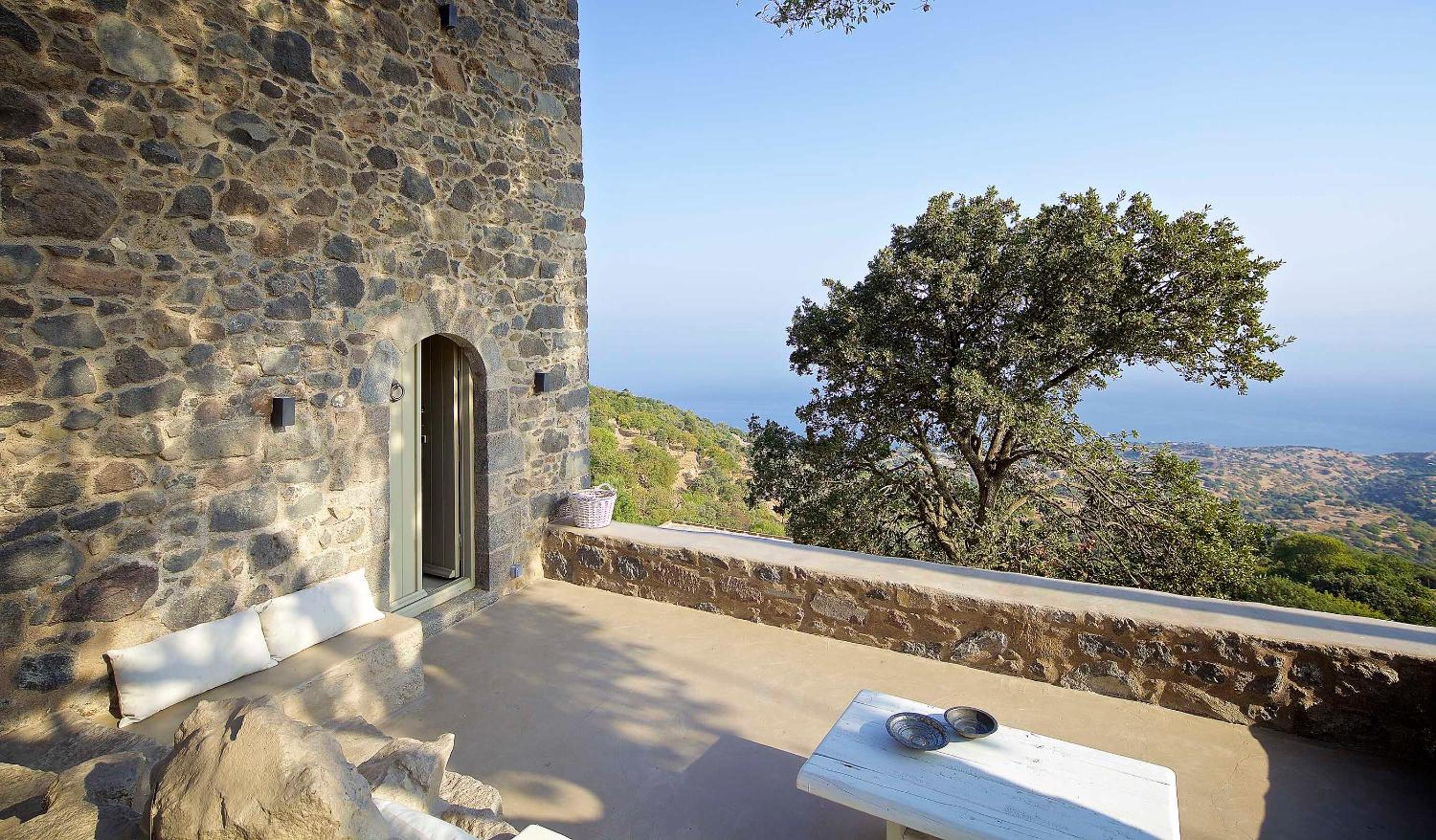 MELANOPETRA boutique apartments