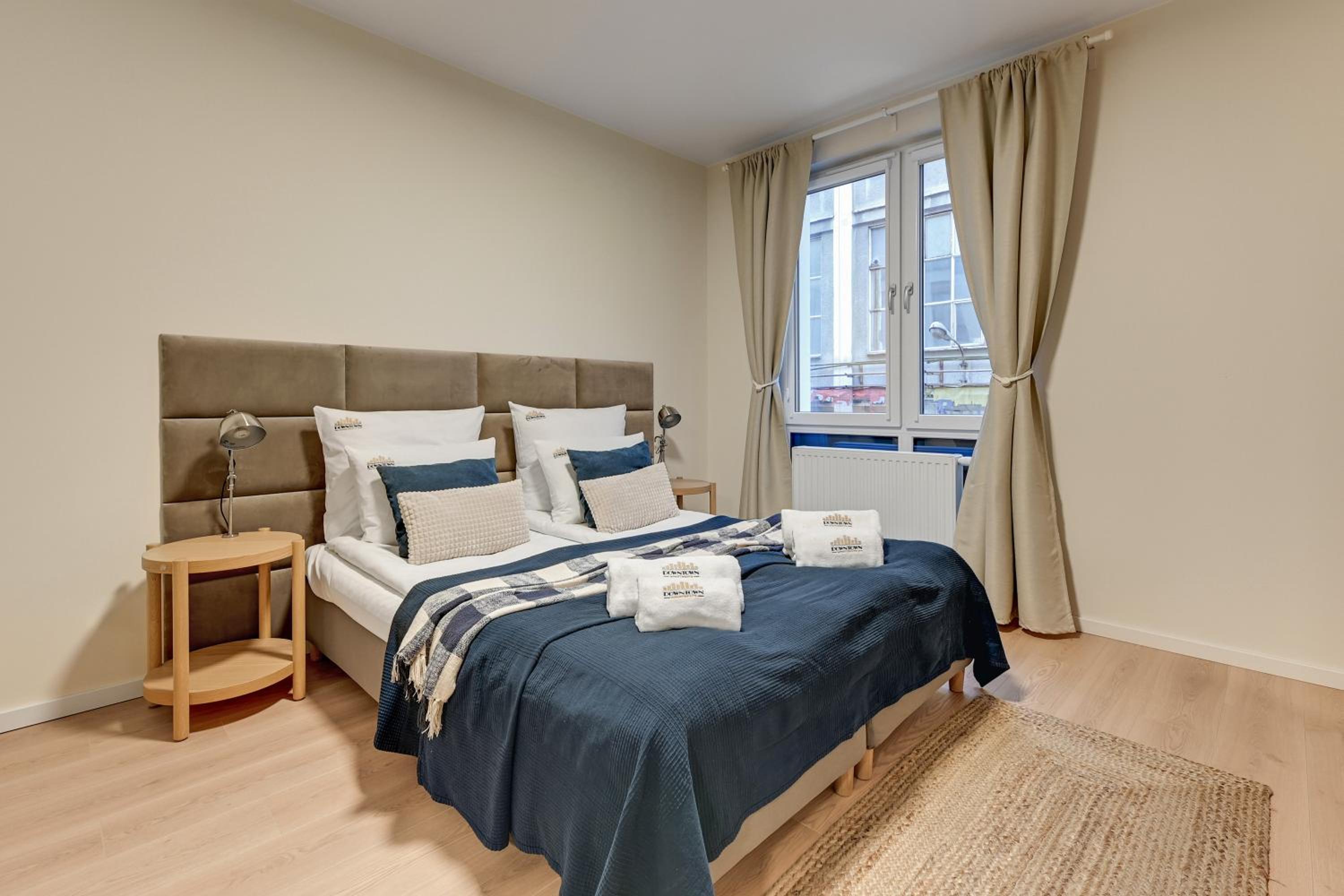 Wilcza by Downtown Apartments