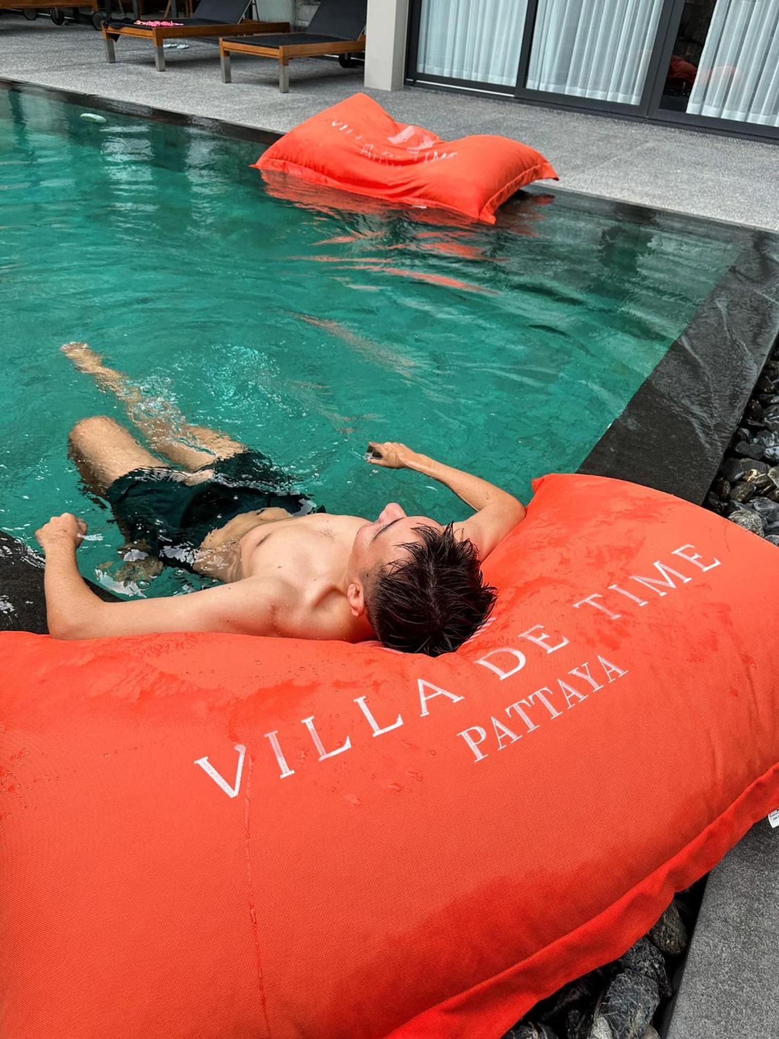 Villa De Time - The Luxury Private Pool Villa