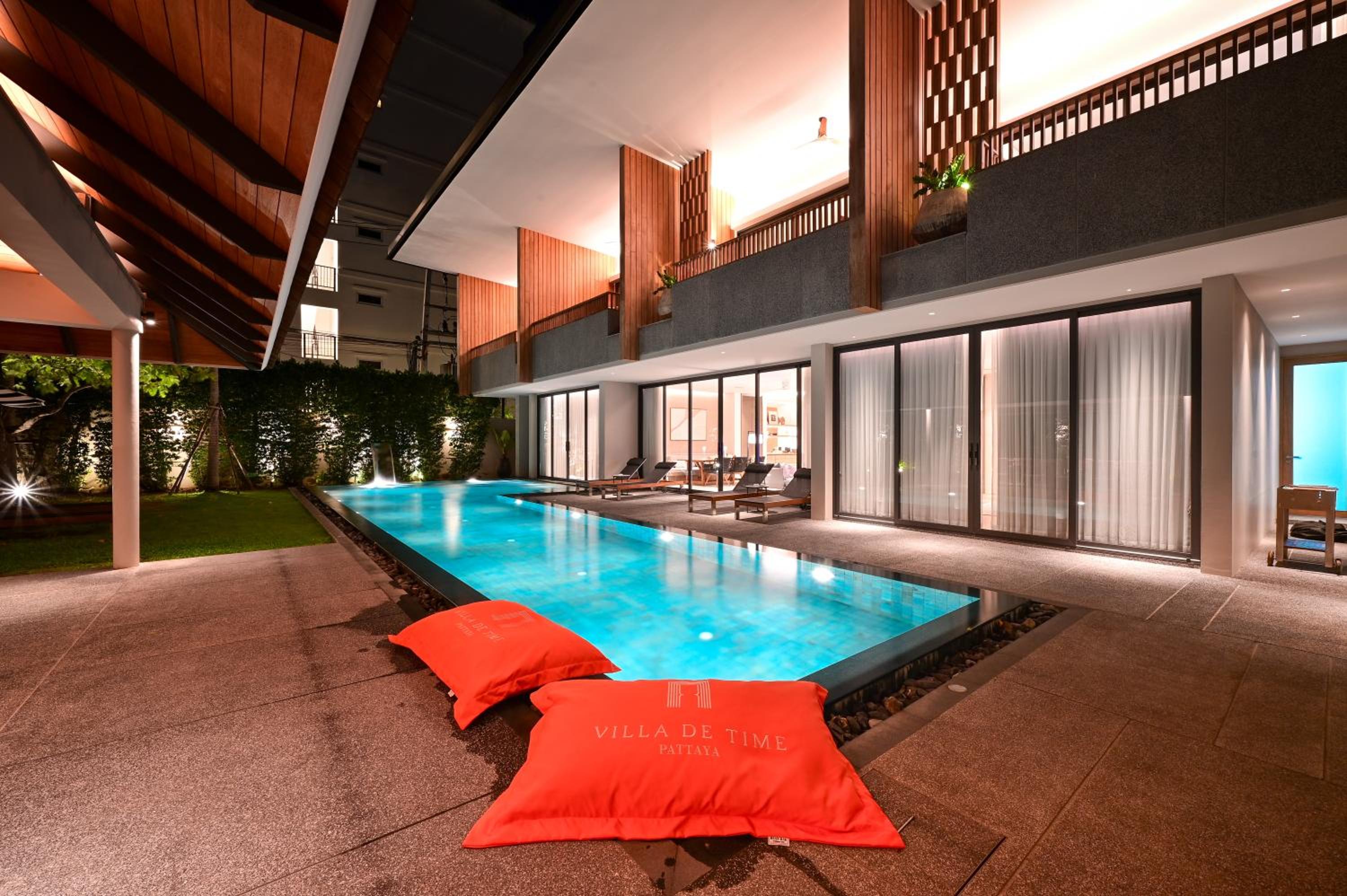 Villa De Time - The Luxury Private Pool Villa