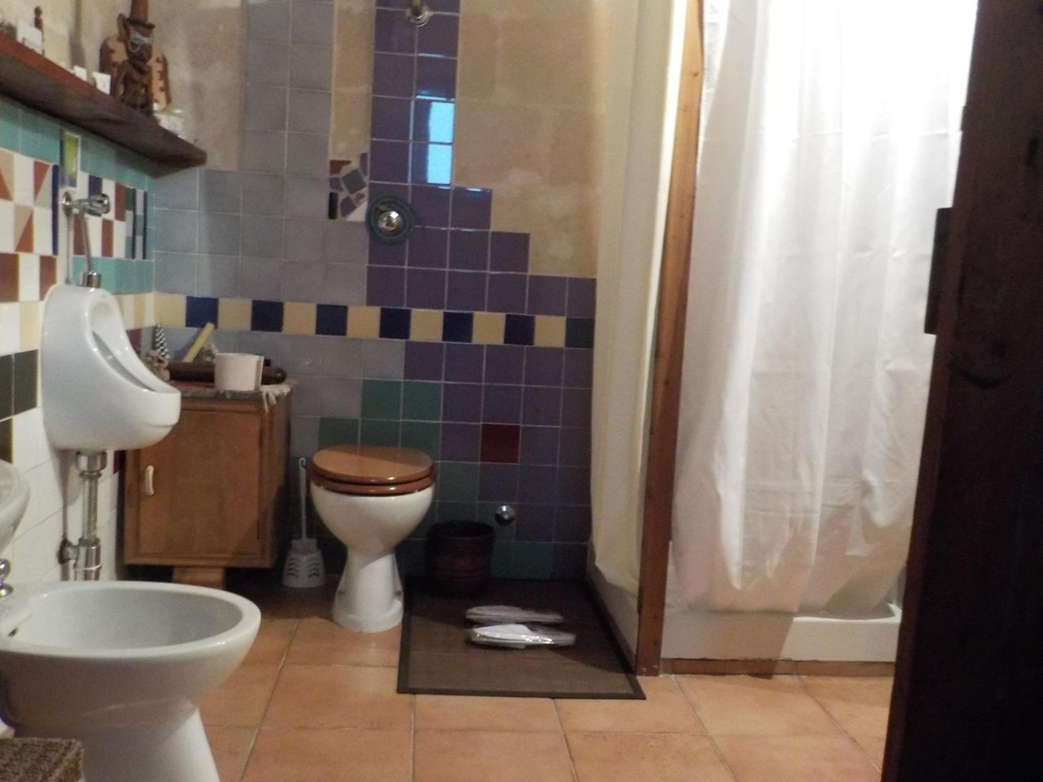 La Stufetta en Matera — bathroom