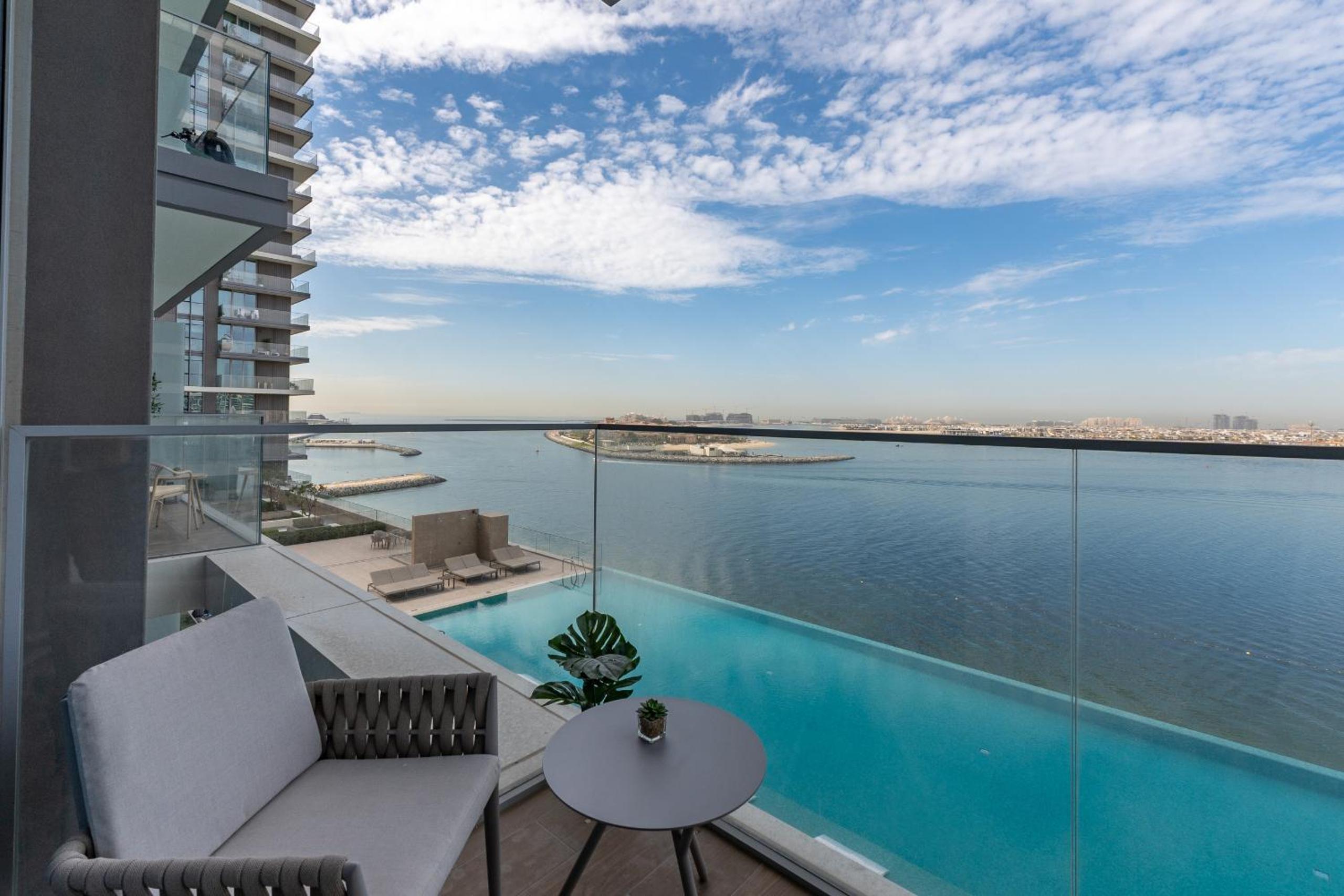 Beach Isle 2, Emaar Beachfront - Mint Stay
