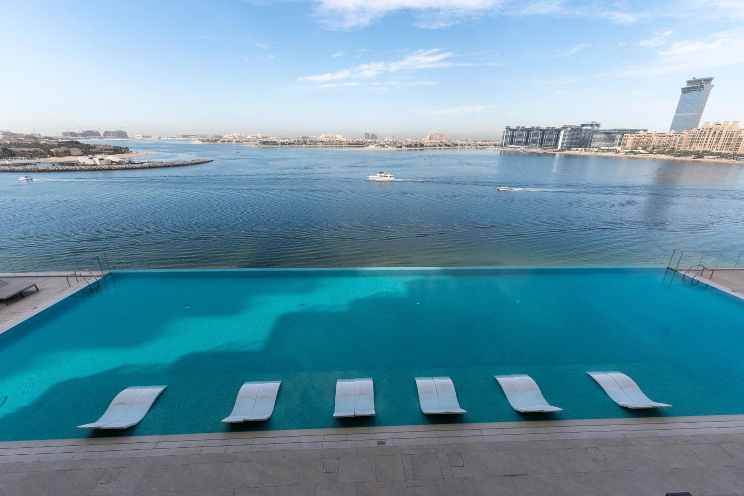 Beach Isle 2, Emaar Beachfront - Mint Stay