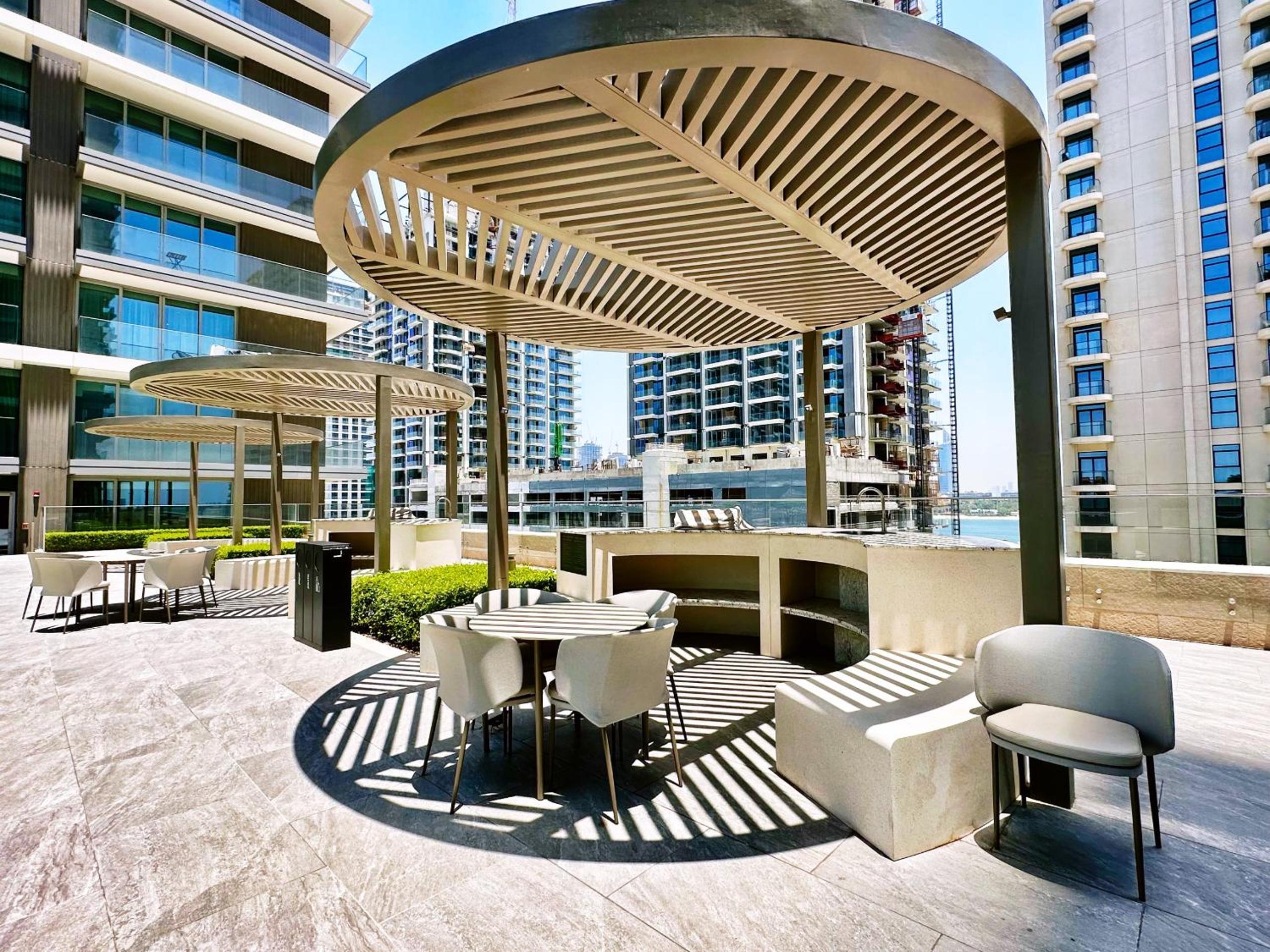 Beach Isle 2, Emaar Beachfront - Mint Stay