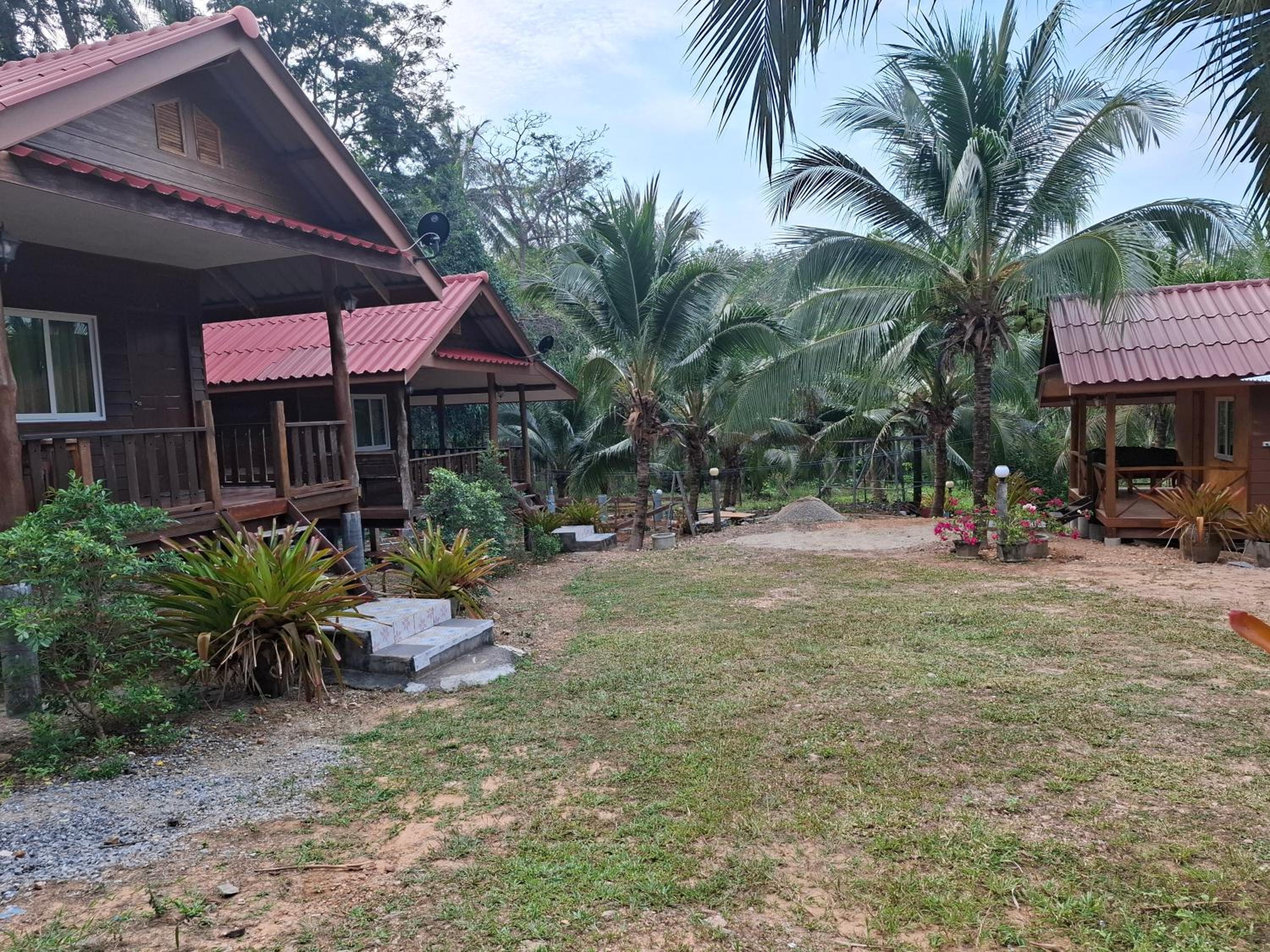 ฟาดิลบังกะโล Fadel bungalow