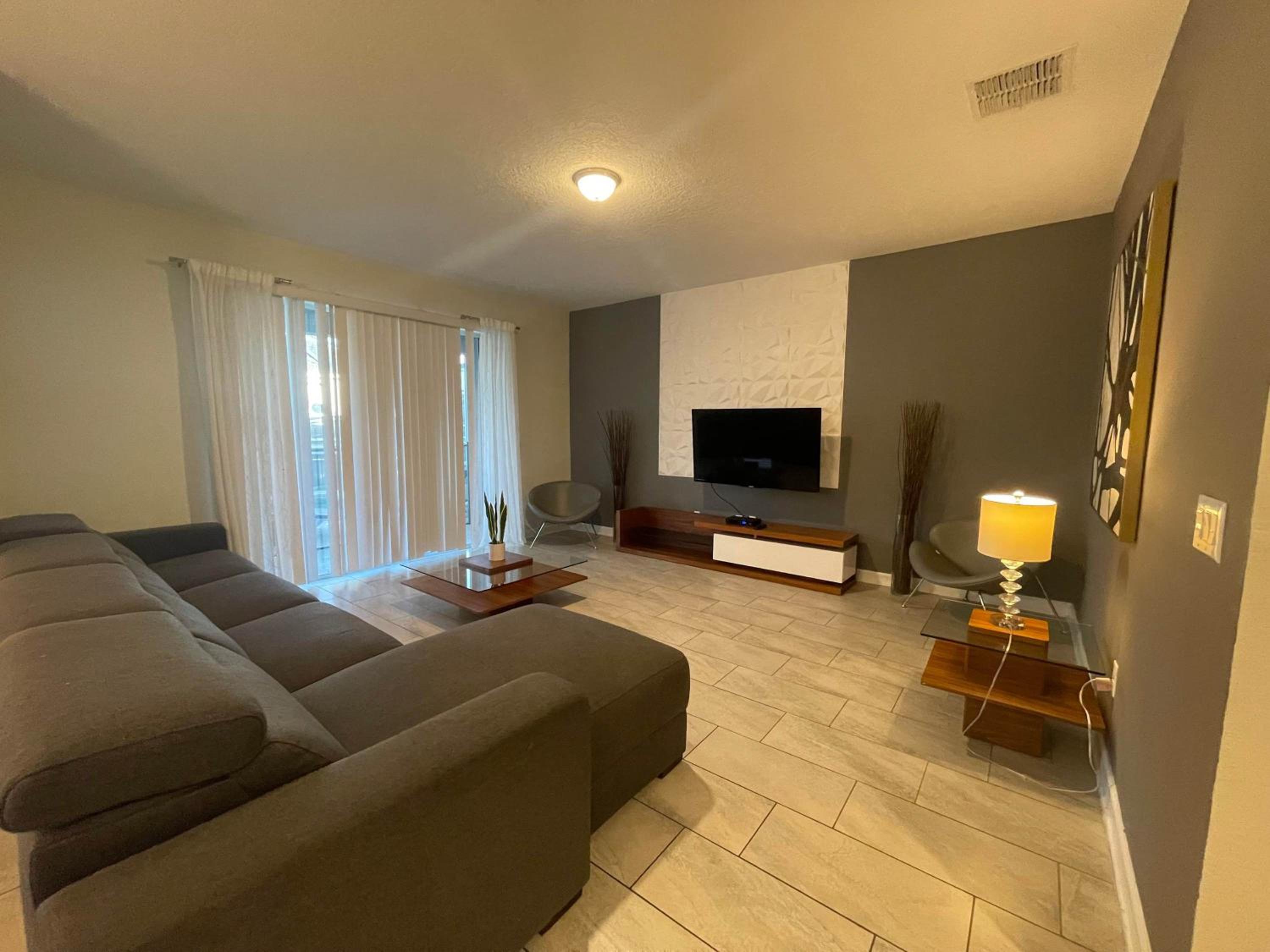 Lovely Hideway for Family with Private Pool & Waterpark