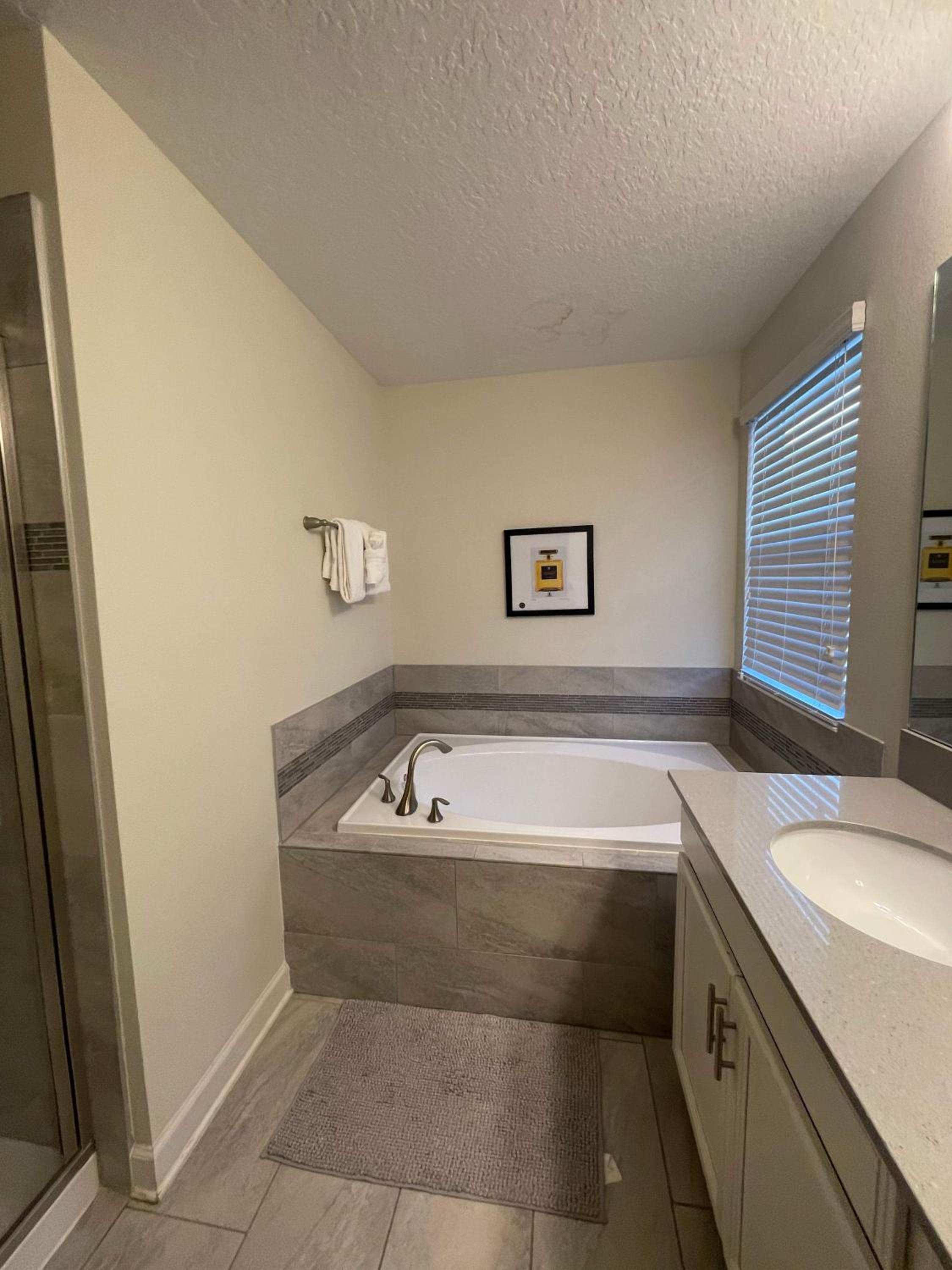 Lovely Hideway for Family with Private Pool & Waterpark