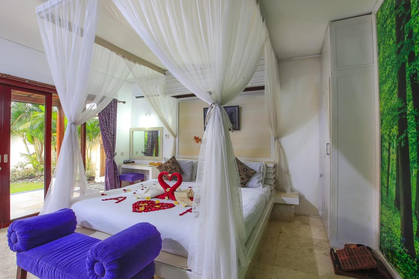 Private Pool Villas Kuta Bali