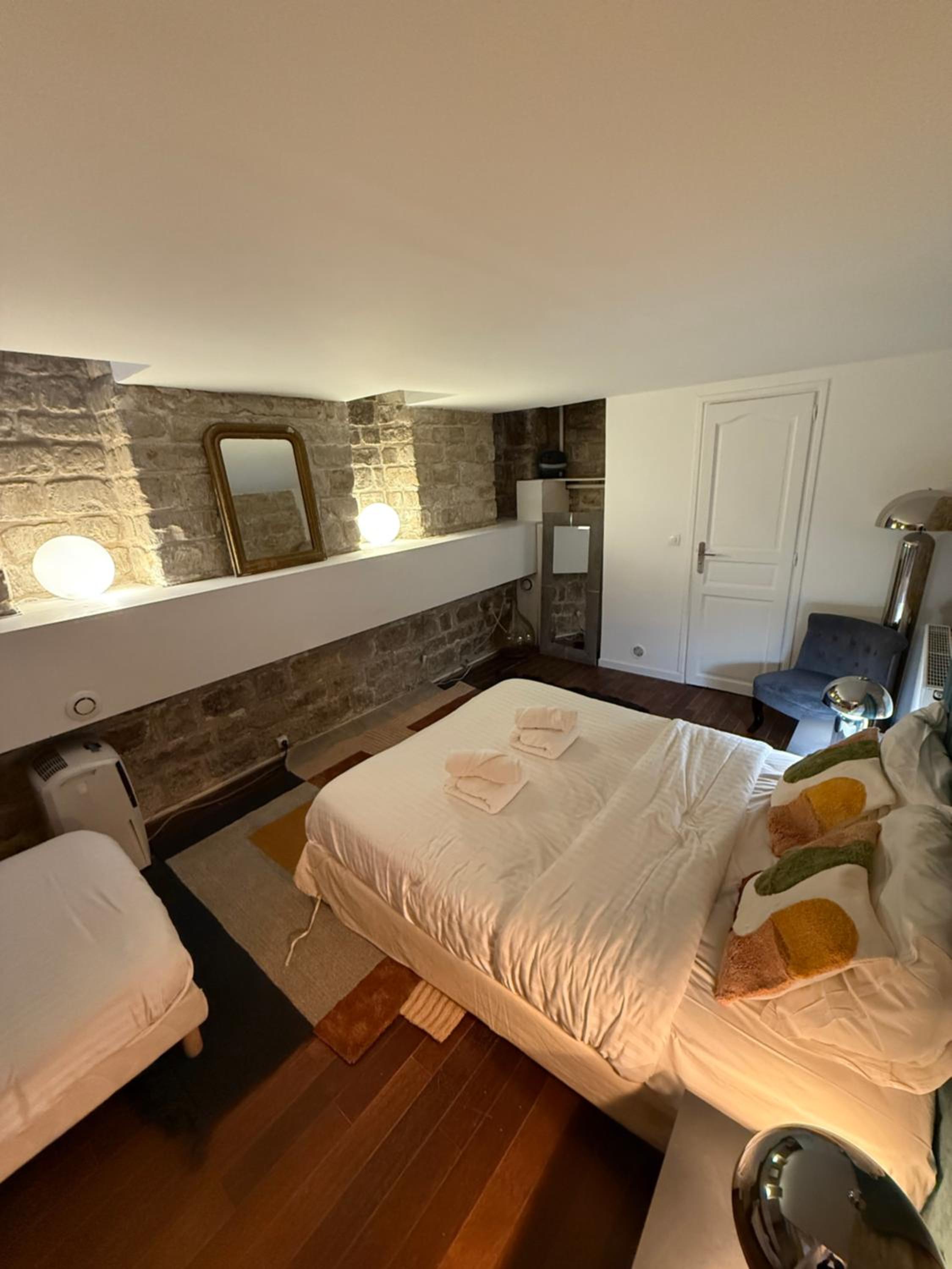 Canal Saint Martin apartments