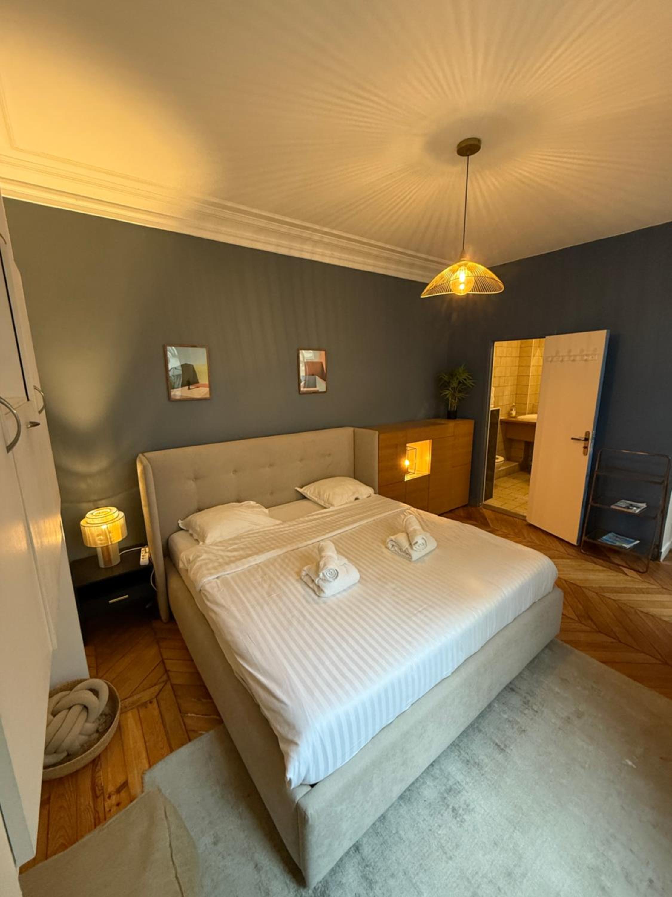 Canal Saint Martin apartments