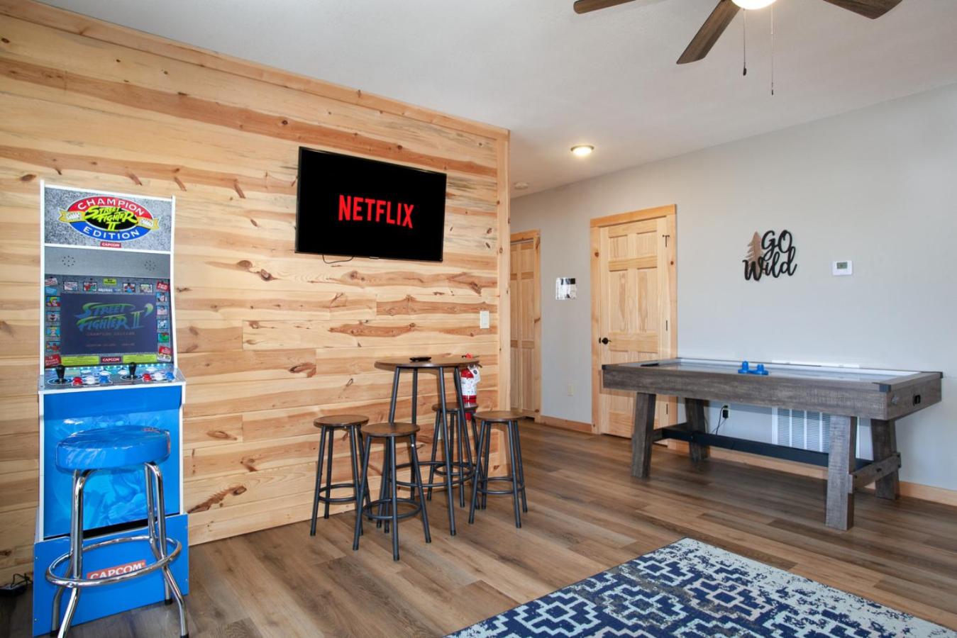 Peaky Woods Cabin Hot Tub Game Room MTN Views
