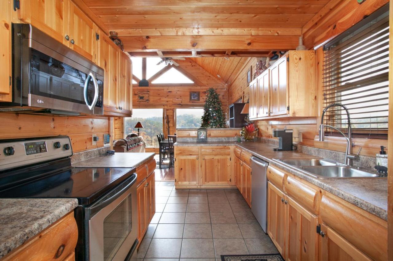 Mystic Sunrise Views Hot Tub Lounge Game Room