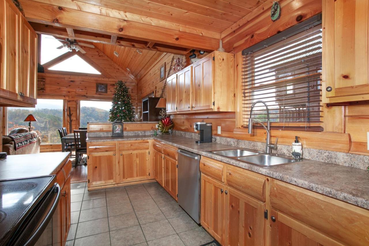 Mystic Sunrise Views Hot Tub Lounge Game Room