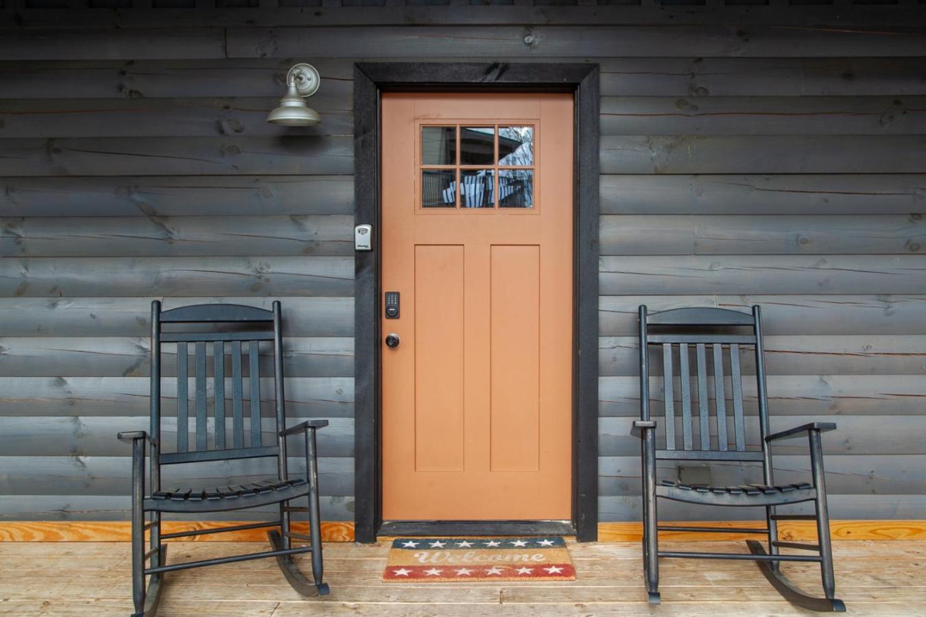 Peaky Woods Cabin Hot Tub Game Room MTN Views